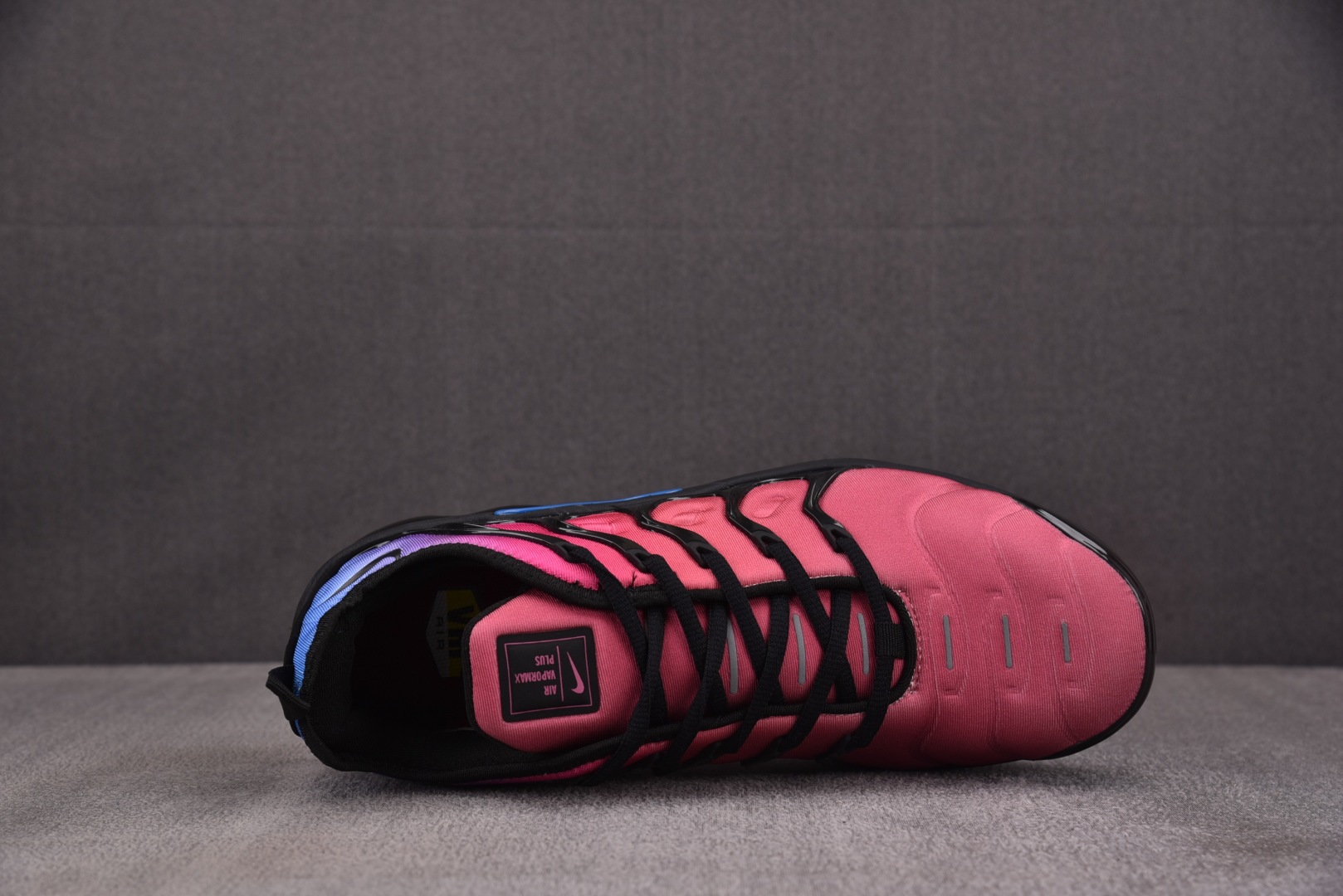  NK Air VaporMax Plus 红蓝黑 AO4550-001 尺寸 39 40 40.5 4