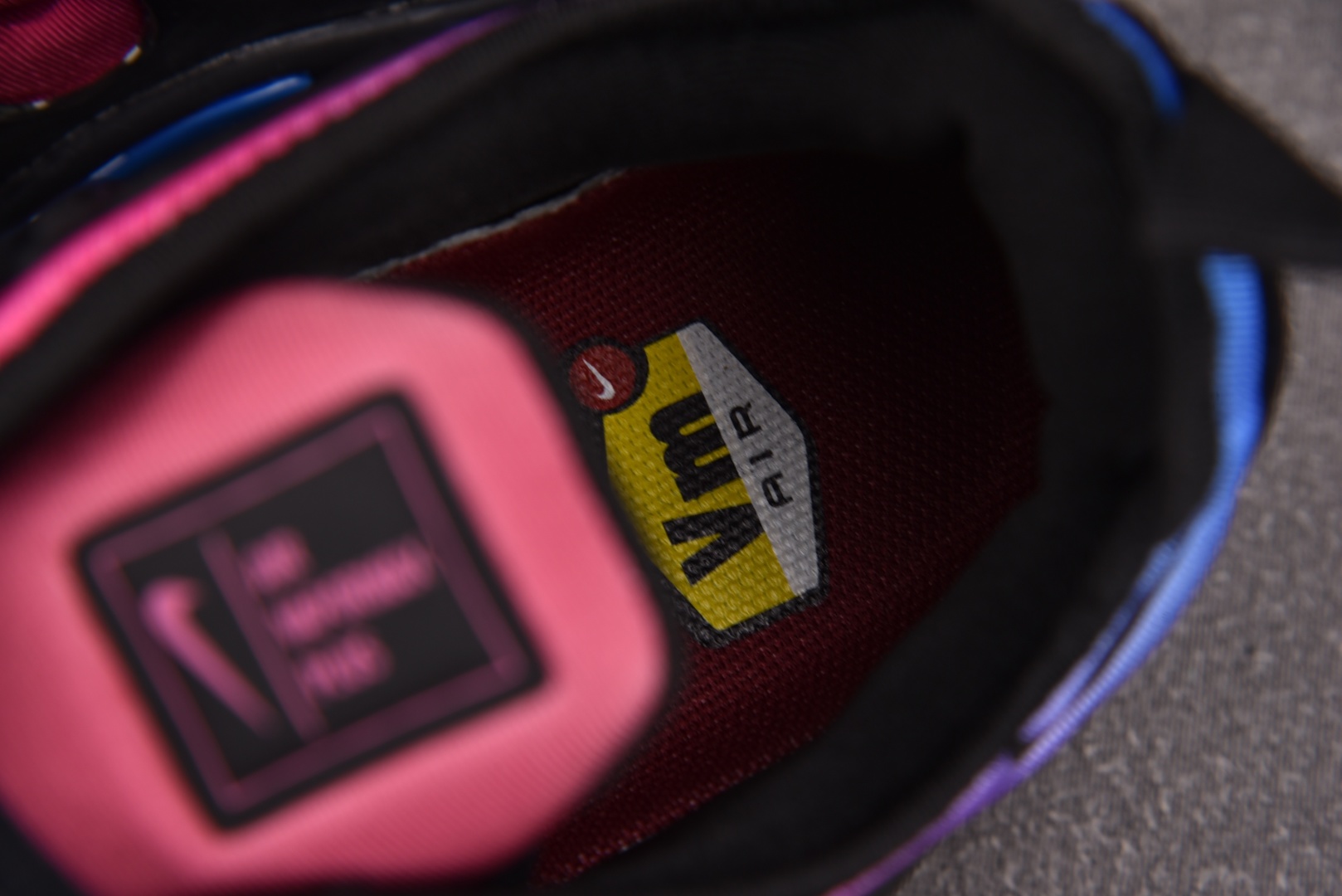  NK Air VaporMax Plus 红蓝黑 AO4550-001 尺寸 39 40 40.5 4