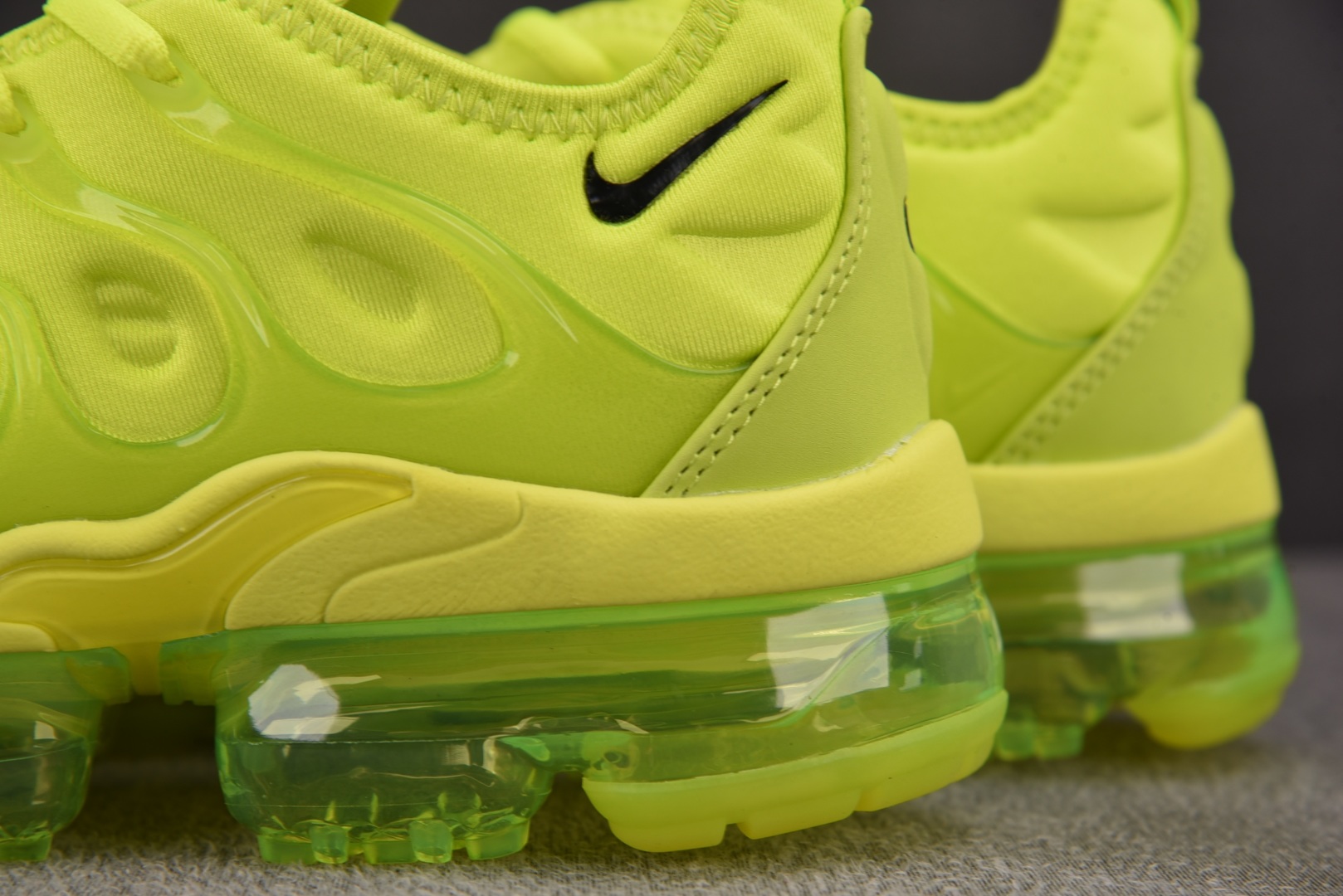  NK Air VaporMax Plus 黄色 DX1784-300 尺寸 39 40 40.5 41