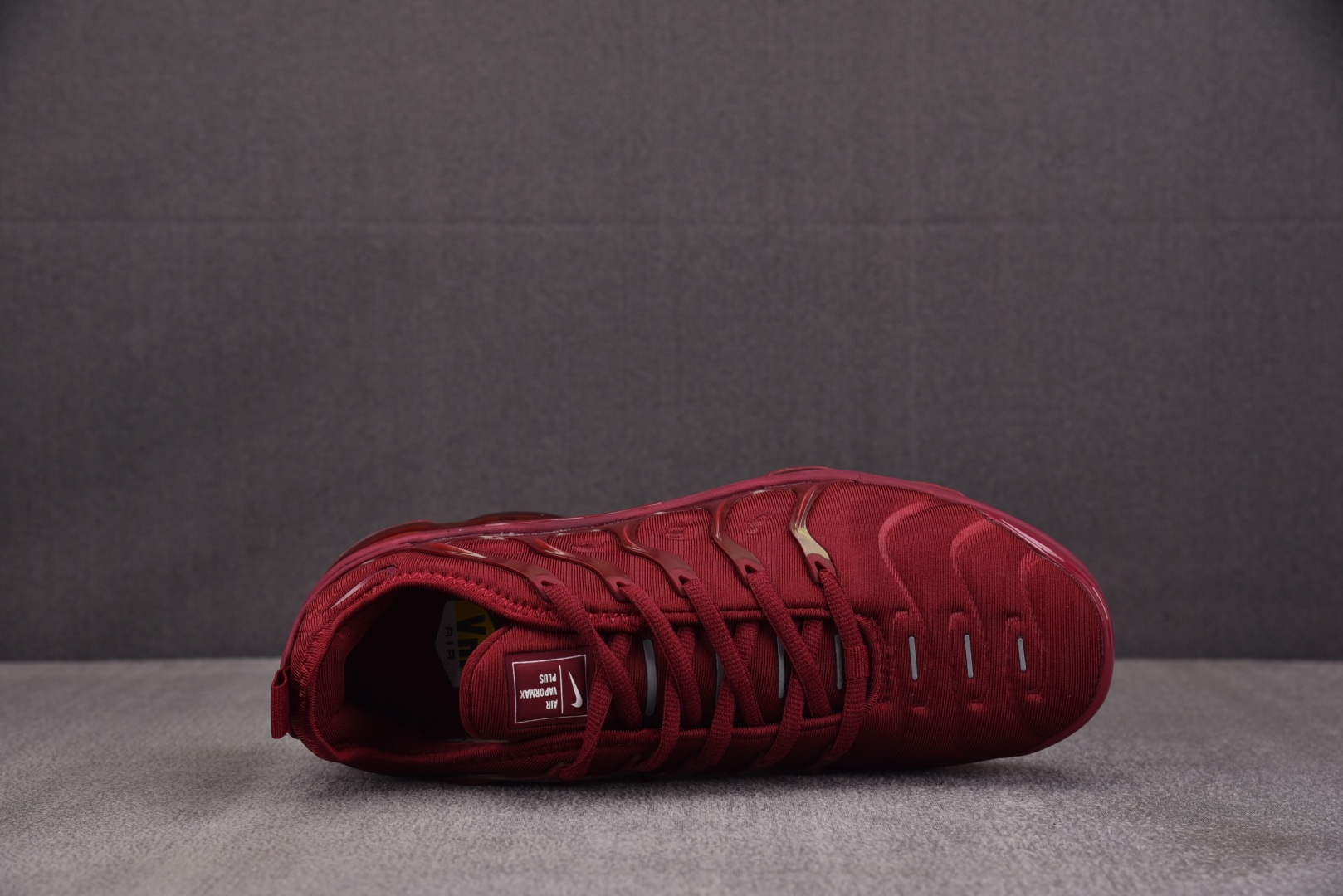  NK Air VaporMax Plus 酒红 -016 尺寸 39 40 40.5 41 42 42