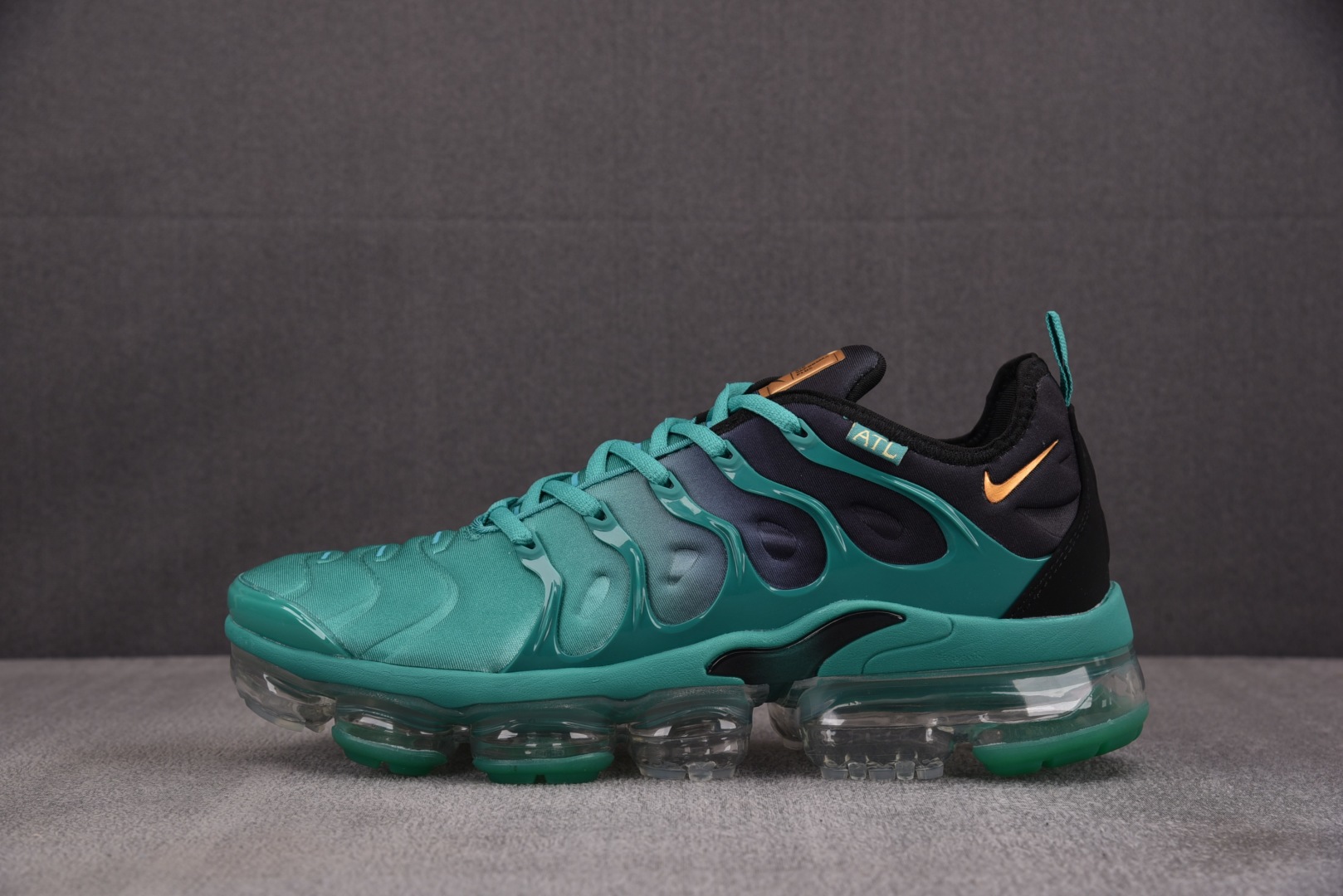  NK Air VaporMax Plus 绿色 DH0145-300 尺寸 39 40 40.5 41