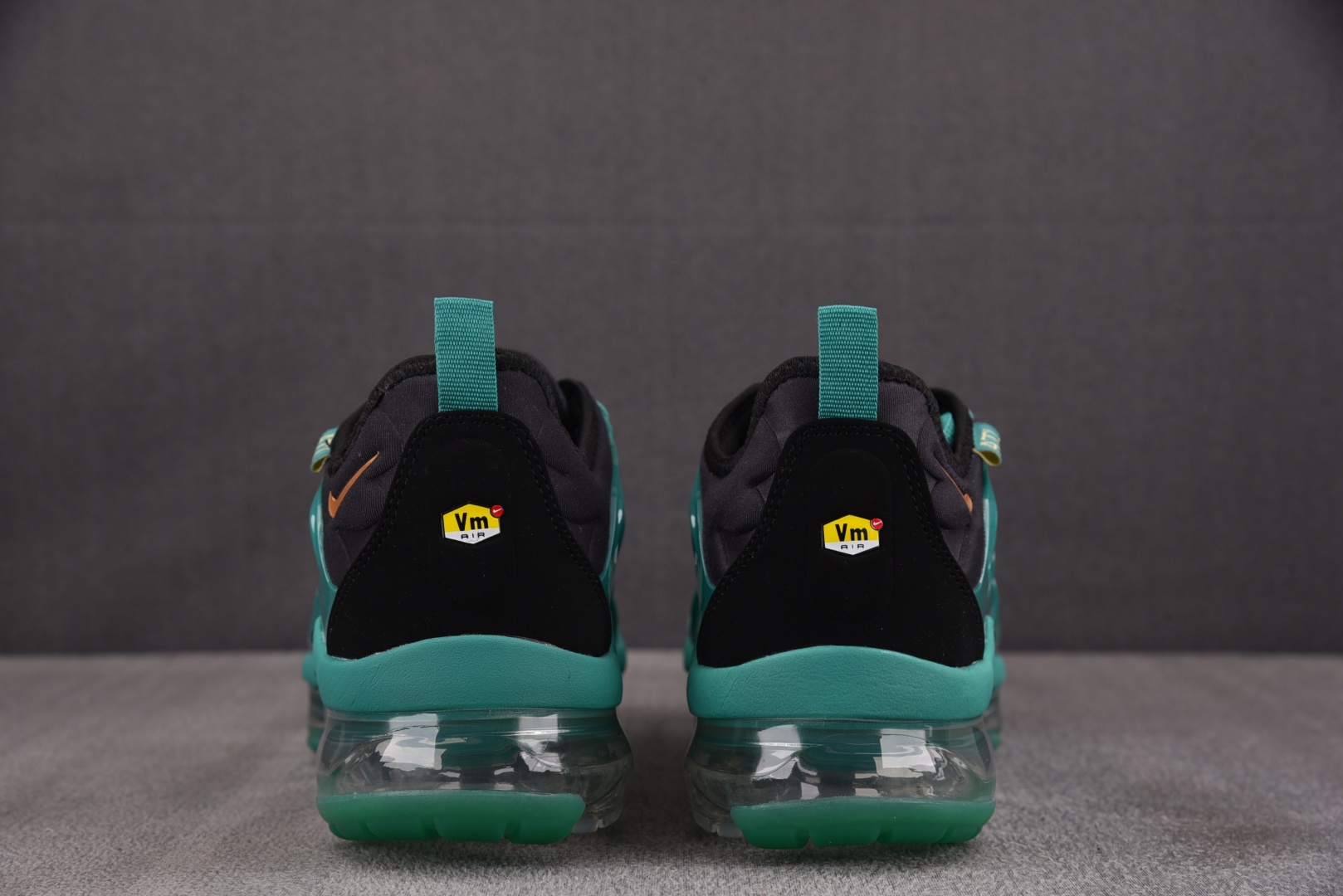  NK Air VaporMax Plus 绿色 DH0145-300 尺寸 39 40 40.5 41