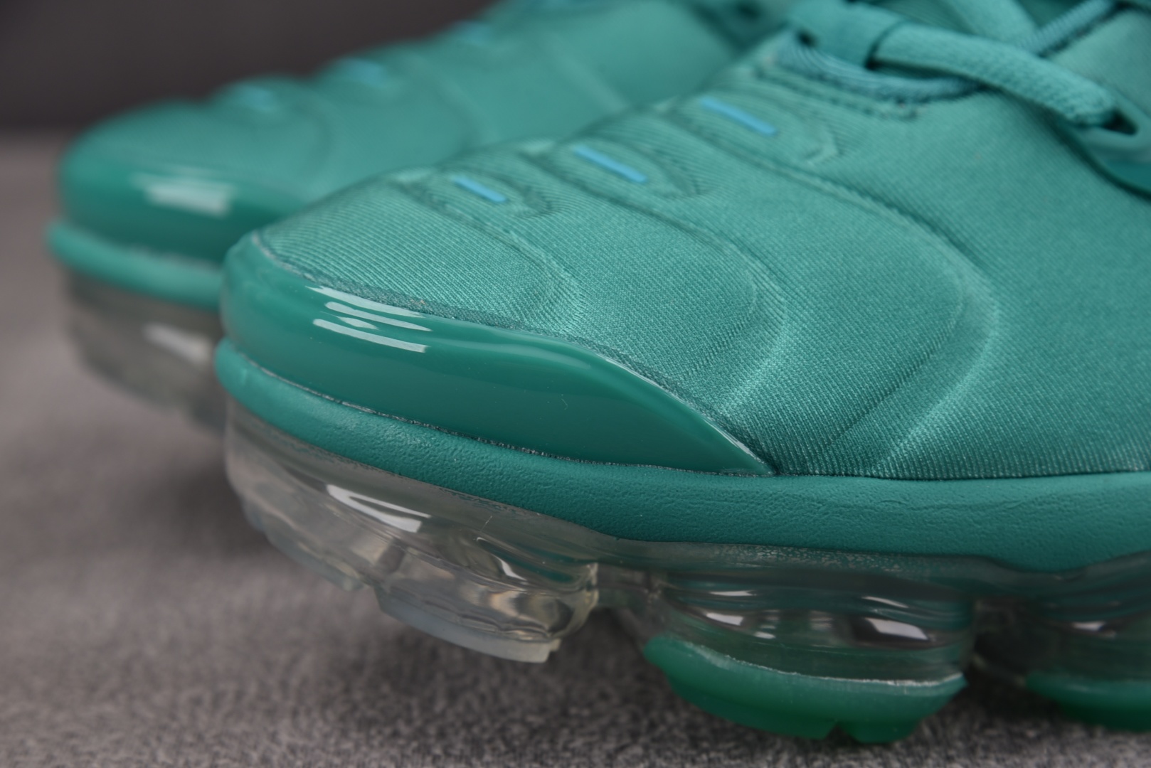 NK Air VaporMax Plus 绿色 DH0145-300 尺寸 39 40 40.5 41