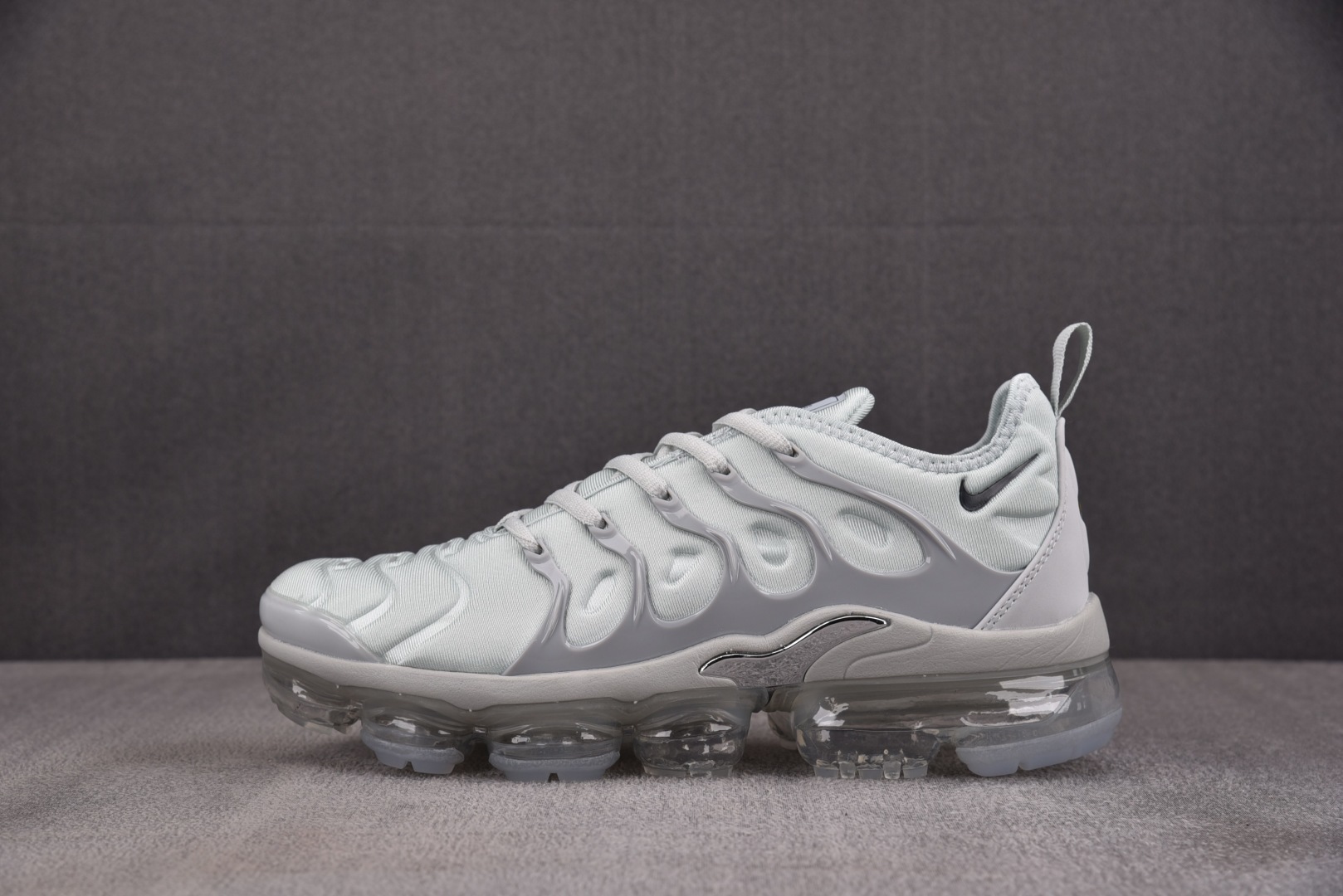  NK Air VaporMax Plus 浅灰 -005 尺寸 39 40 40.5 41 42 42