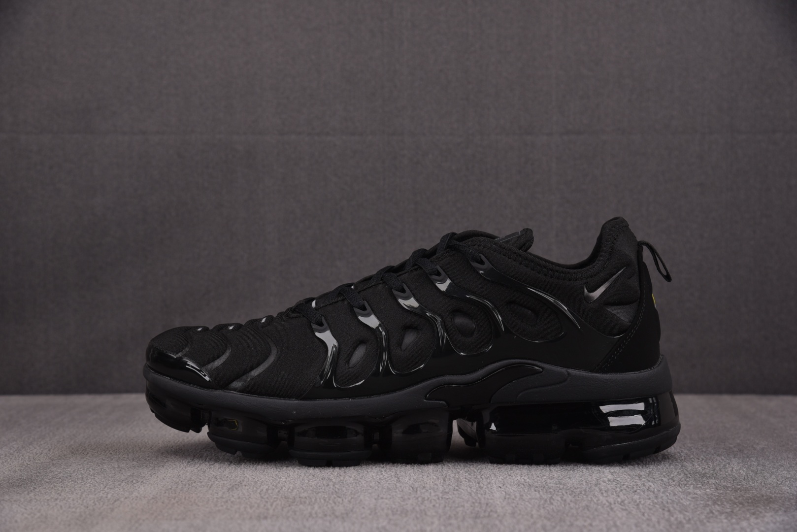  NK Air VaporMax Plus 全黑 -004 尺寸 39 40 40.5 41 42 42