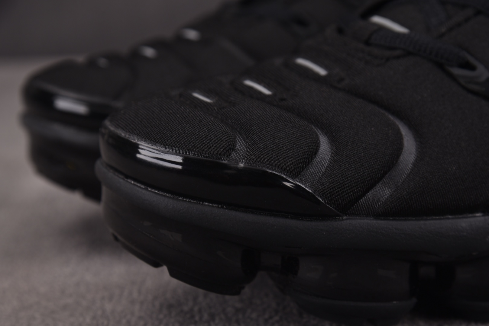  NK Air VaporMax Plus 全黑 -004 尺寸 39 40 40.5 41 42 42