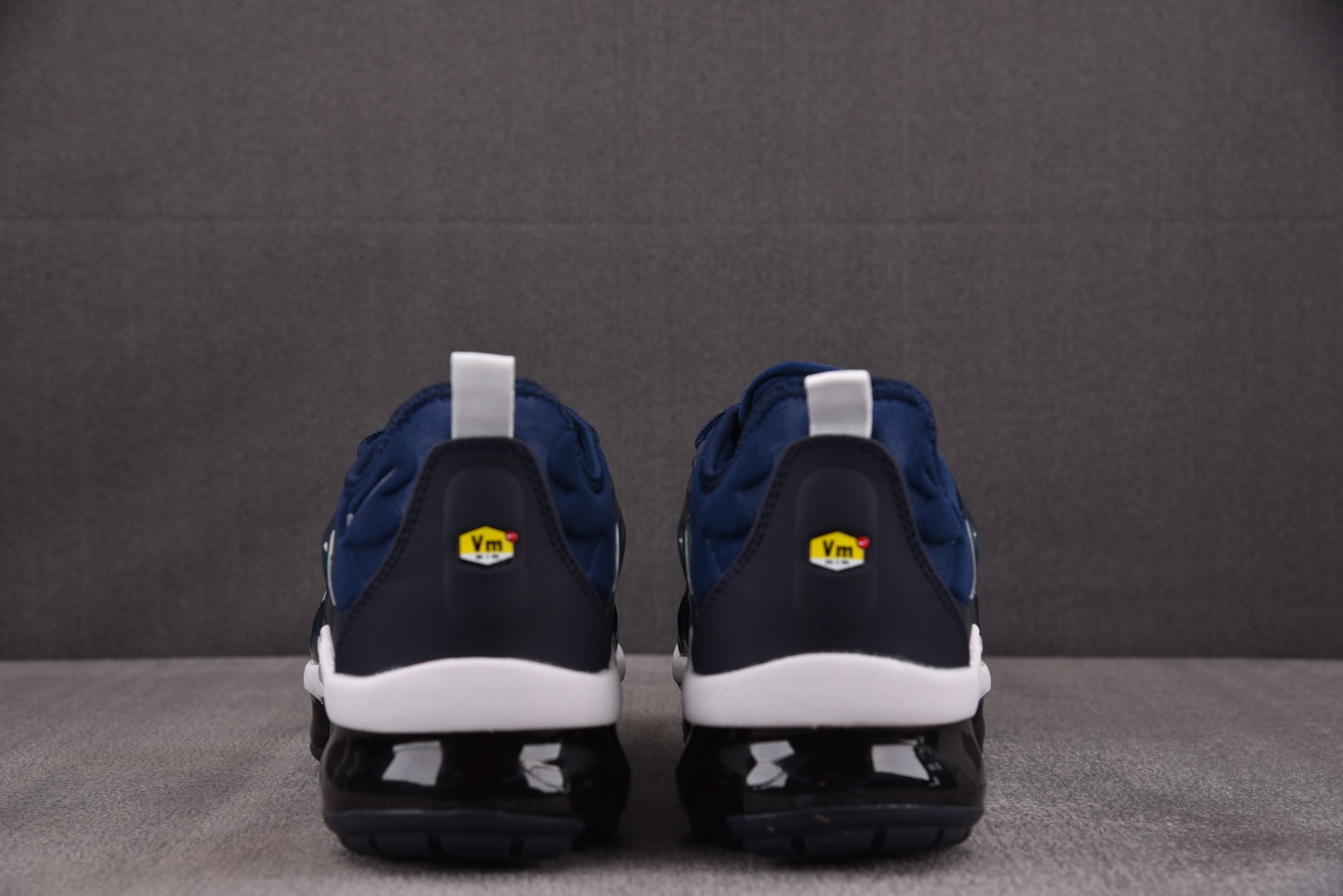  NK Air VaporMax Plus 深蓝 DH0611-400 尺寸 39 40 40.5 41