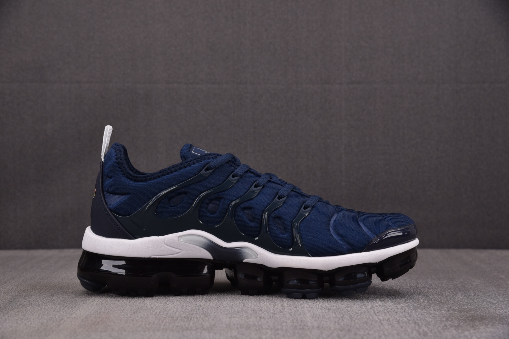  NK Air VaporMax Plus 深蓝 DH0611-400 尺寸 39 40 40.5 41