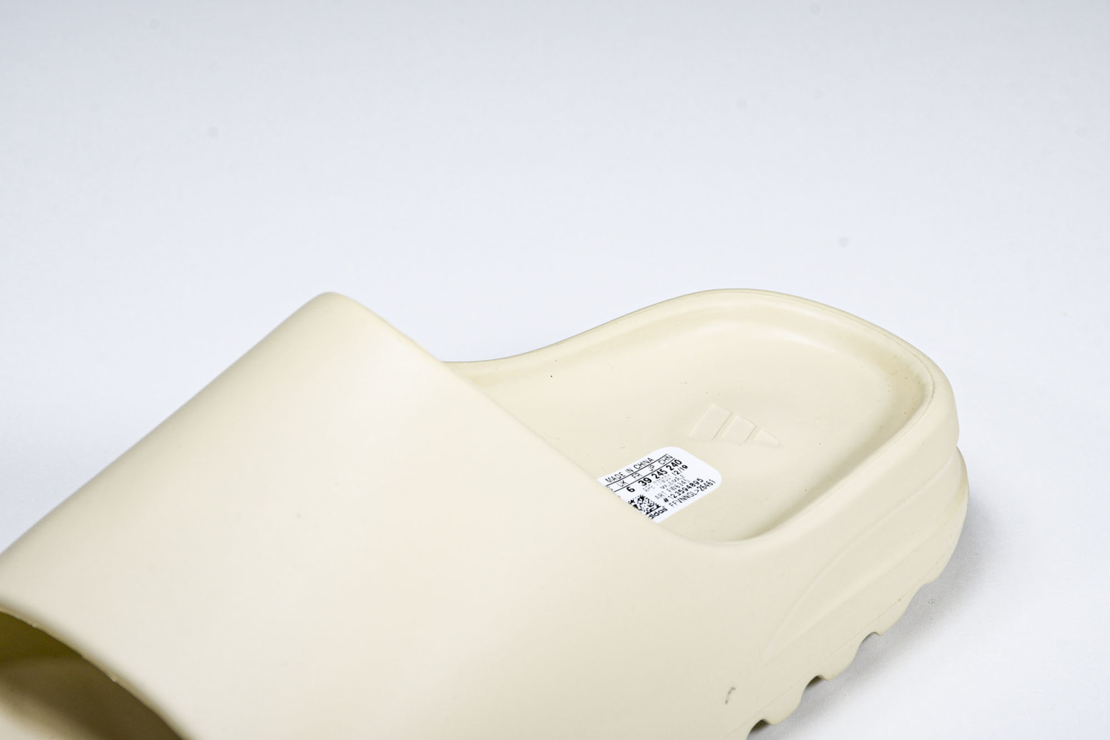  AD originals Yeezy Slide FW6345 尺寸 US4=36-37 US5=38