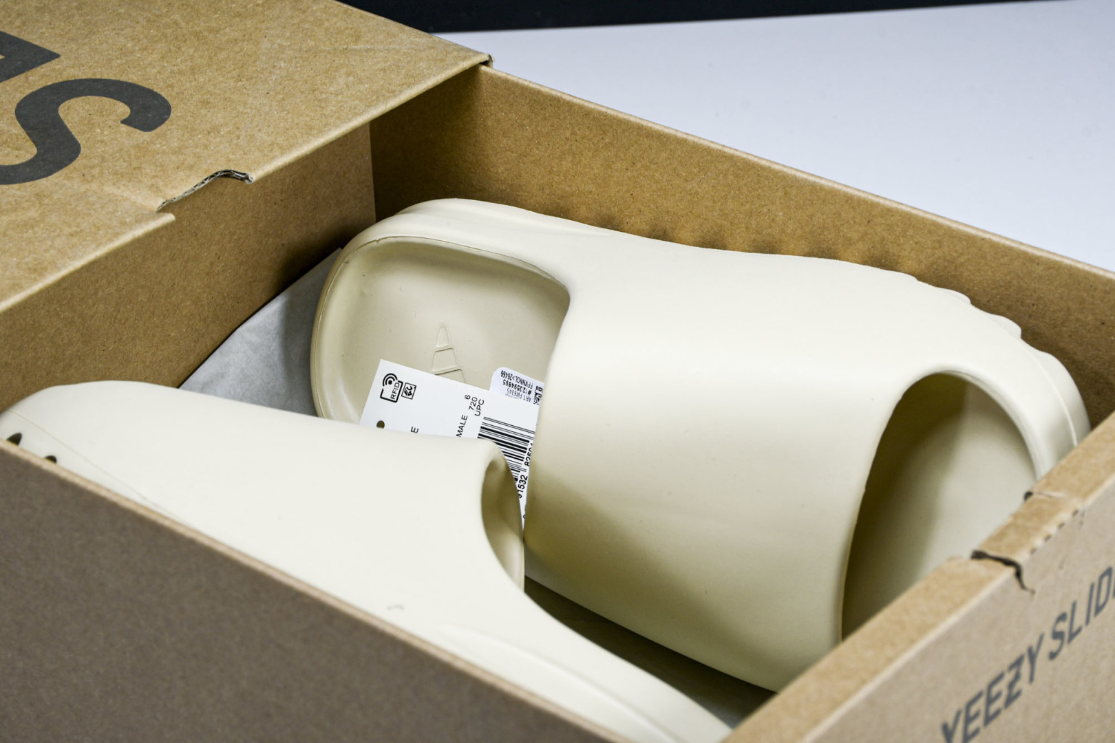  AD originals Yeezy Slide FW6345 尺寸 US4=36-37 US5=38