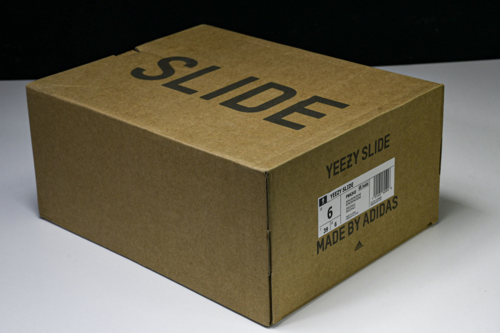  AD originals Yeezy Slide FW6345 尺寸 US4=36-37 US5=38