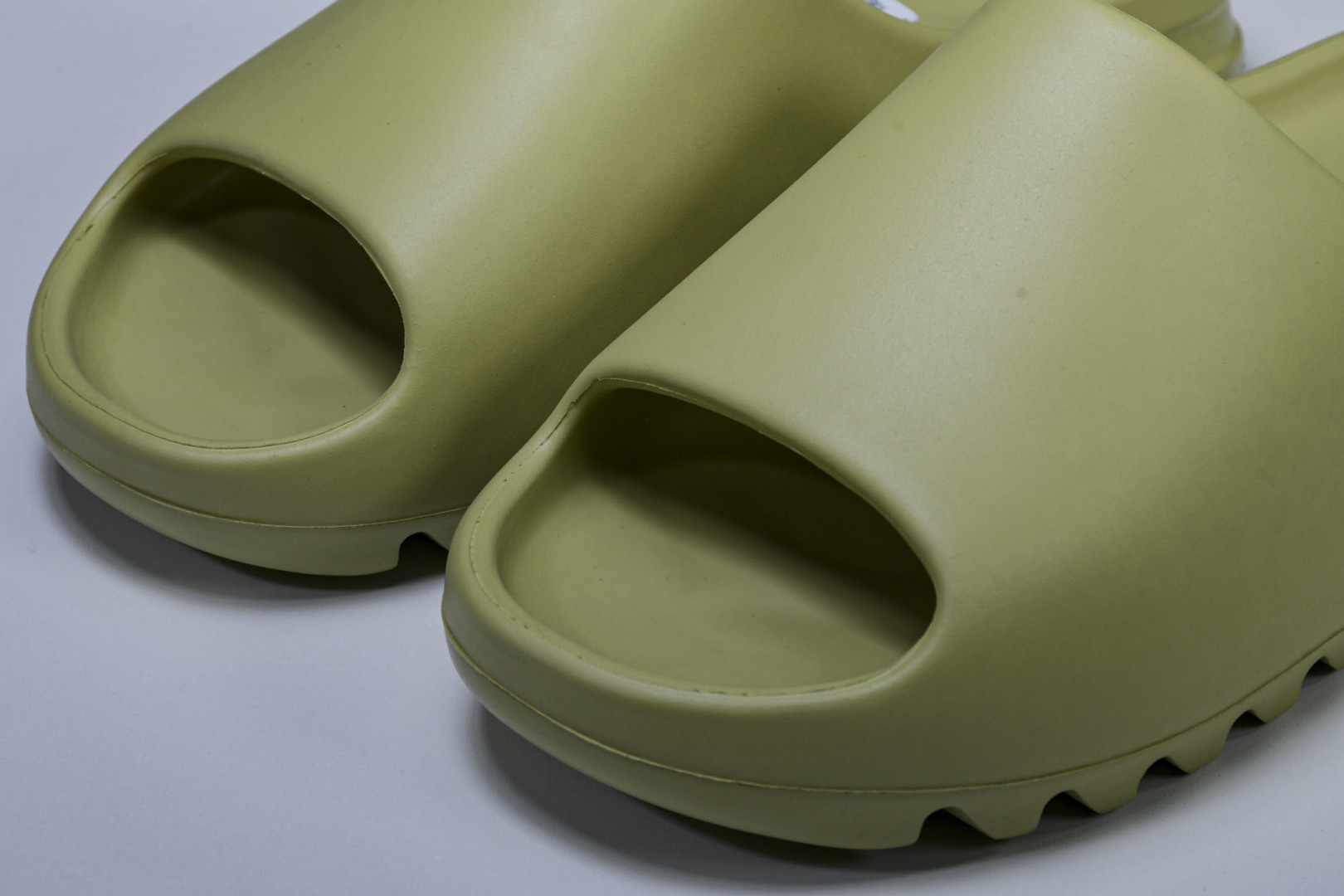  AD originals Yeezy Slide FX0494 尺寸 US4=36-37 US5=38