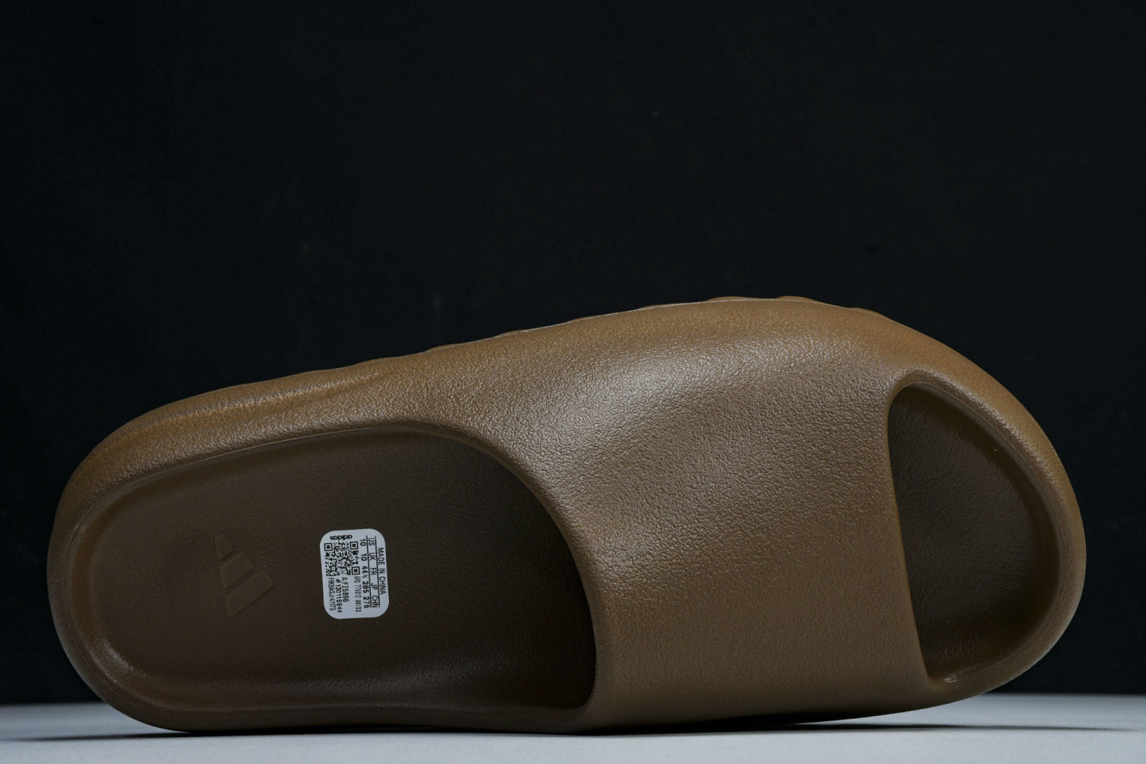  AD originals Yeezy Slide FZ5896 尺寸 US4=36-37 US5=38