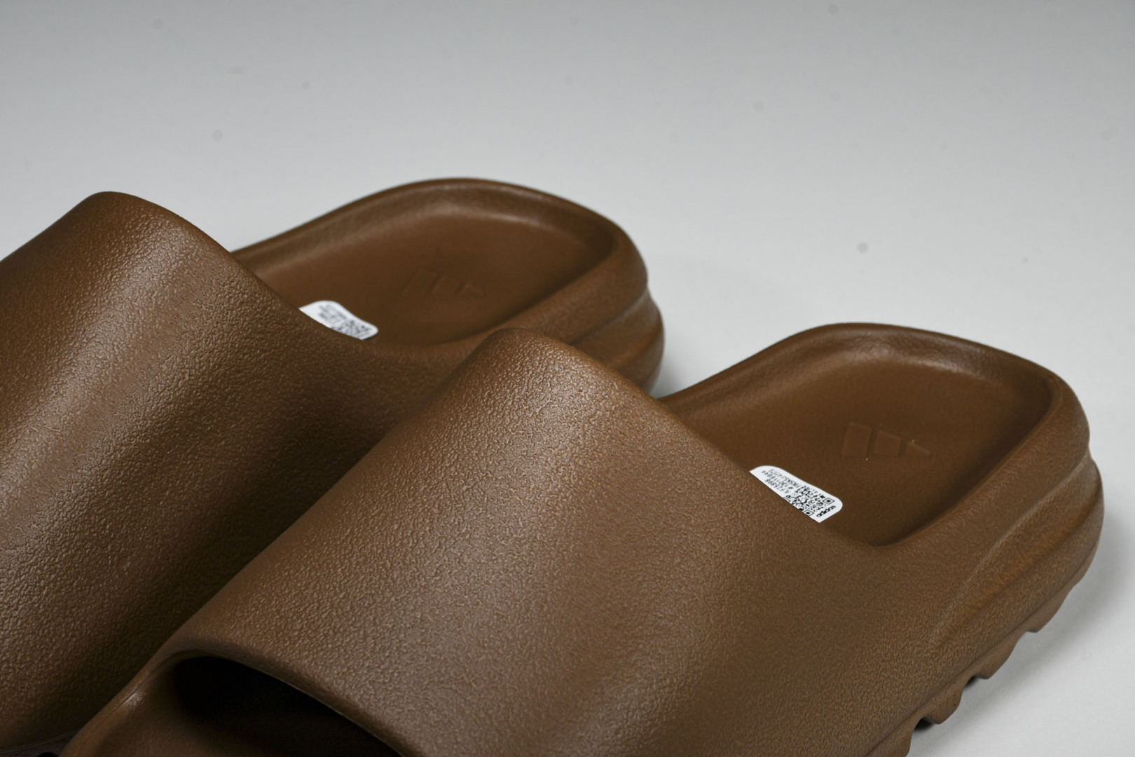  AD originals Yeezy Slide FZ5896 尺寸 US4=36-37 US5=38