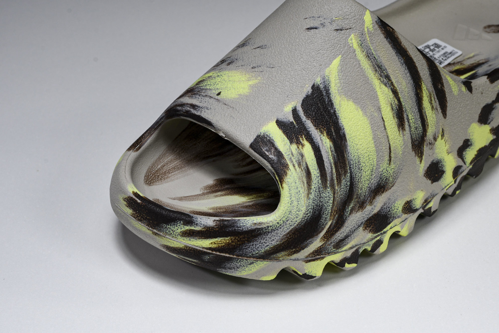  AD originals Yeezy Slide FZ5899 尺寸 US4=36-37 US5=38