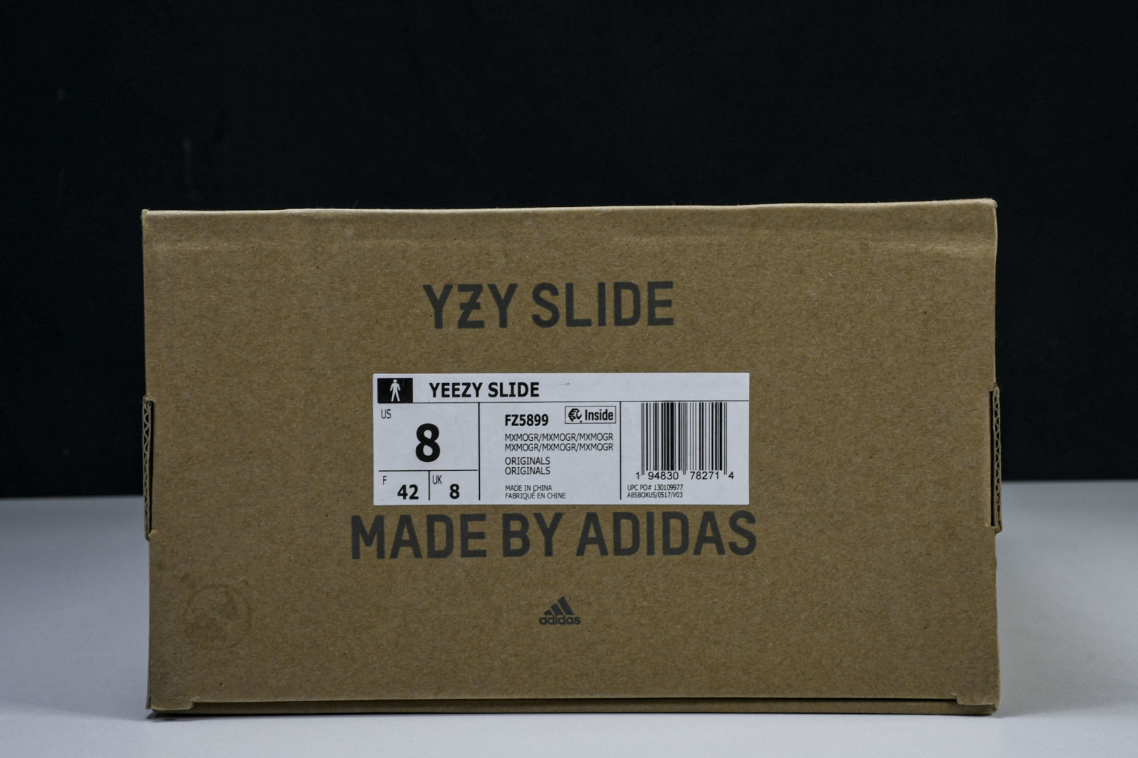  AD originals Yeezy Slide FZ5899 尺寸 US4=36-37 US5=38