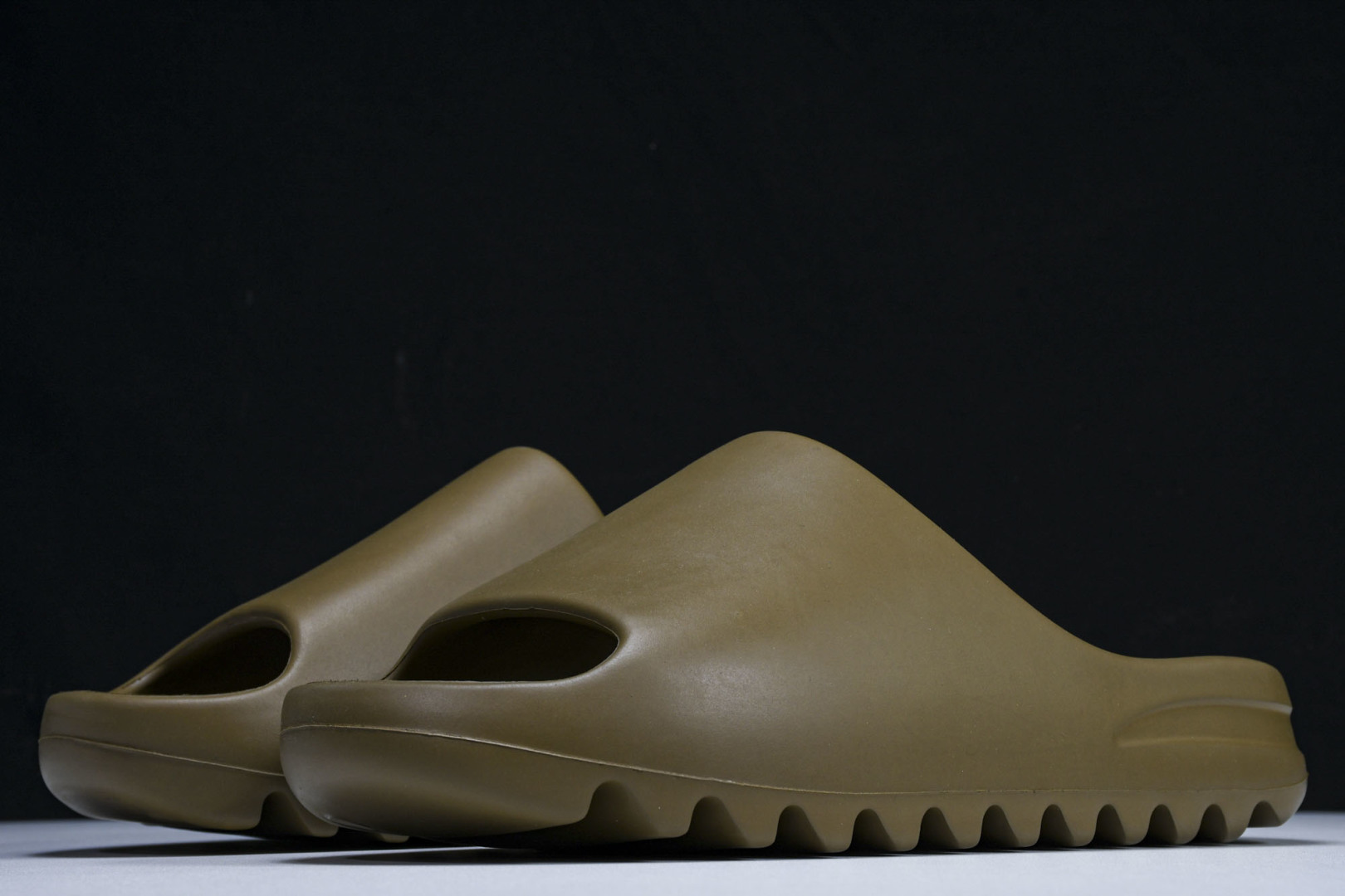  AD originals Yeezy Slide G55492 尺寸 US4=36-37 US5=38