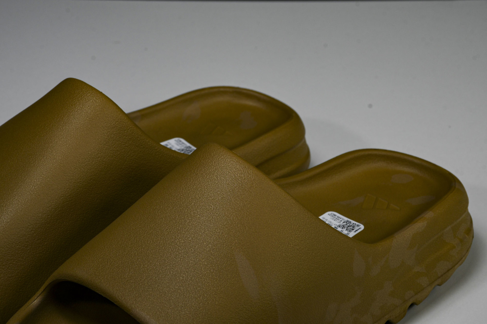  AD originals Yeezy Slide GW1931 尺寸 US4=36-37 US5=38