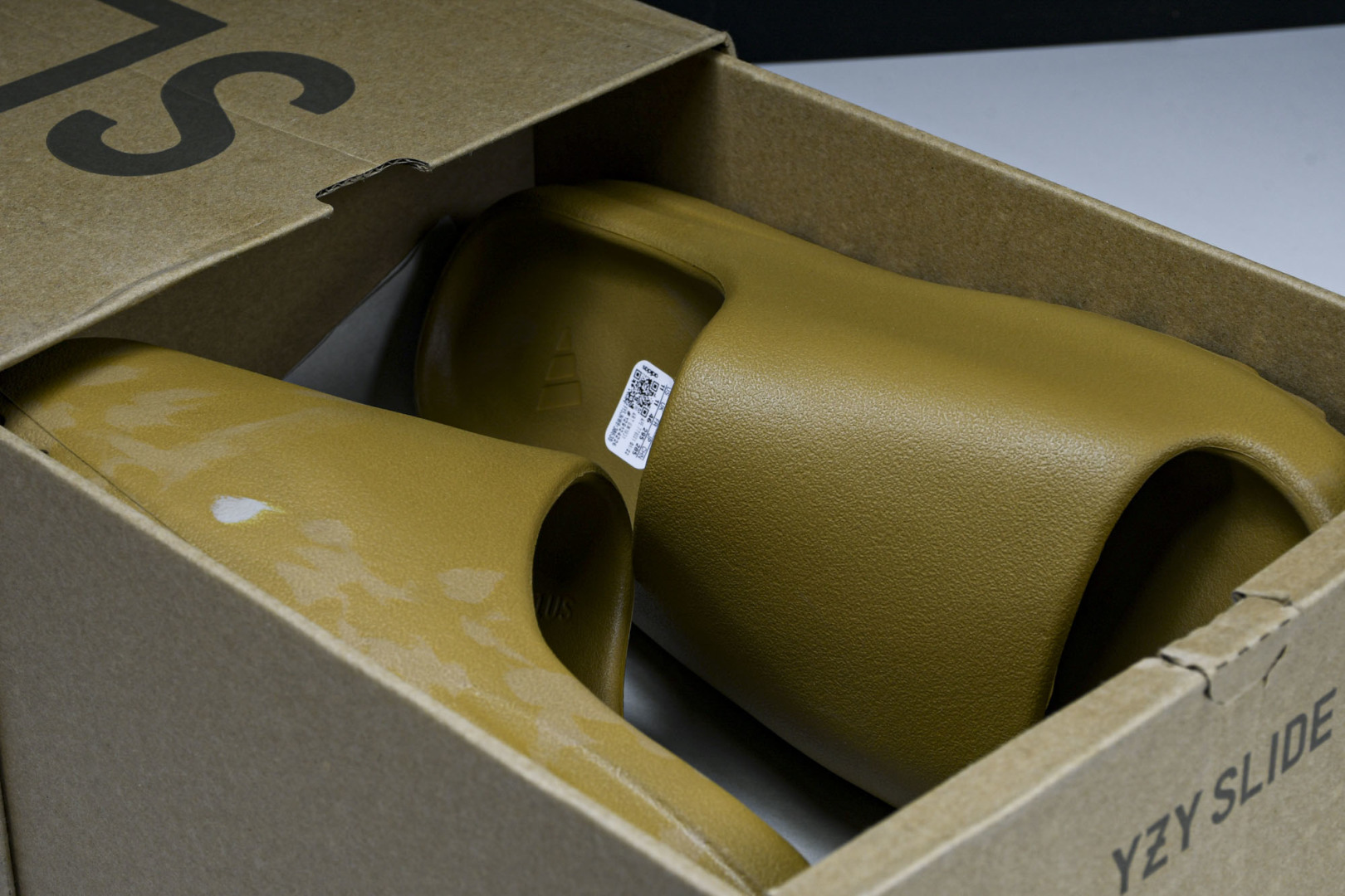  AD originals Yeezy Slide GW1931 尺寸 US4=36-37 US5=38