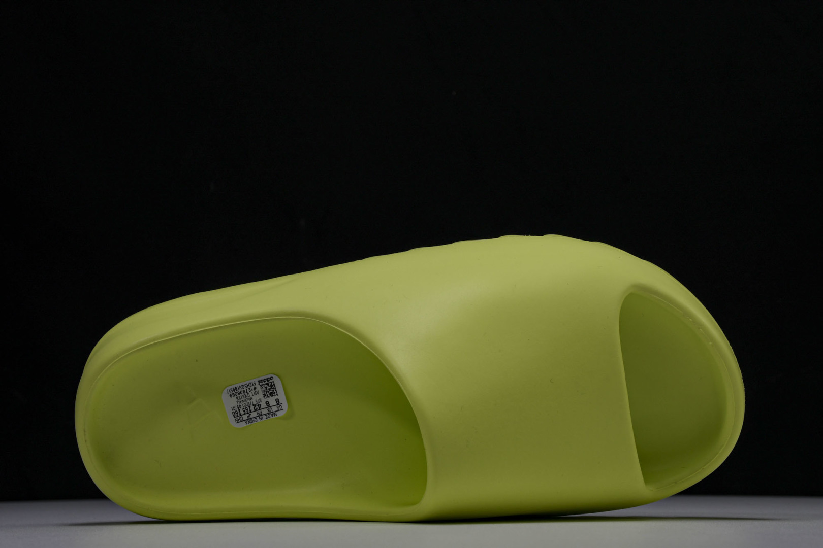  AD originals Yeezy Slide GX6138 尺寸 US4=36-37 US5=38