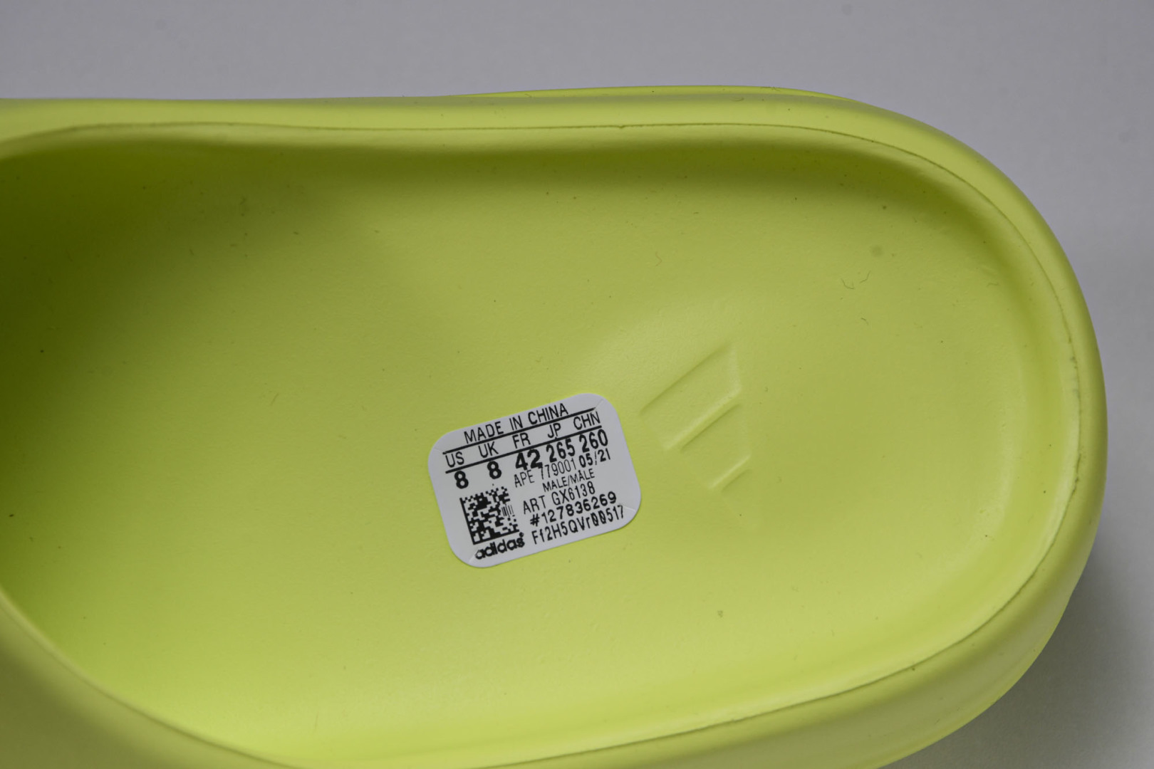  AD originals Yeezy Slide GX6138 尺寸 US4=36-37 US5=38
