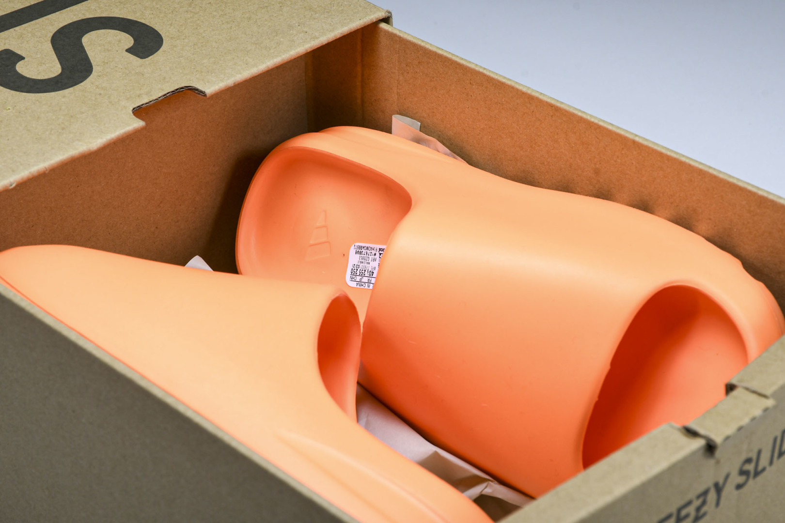  AD originals Yeezy Slide GZ0953 尺寸 US4=36-37 US5=38