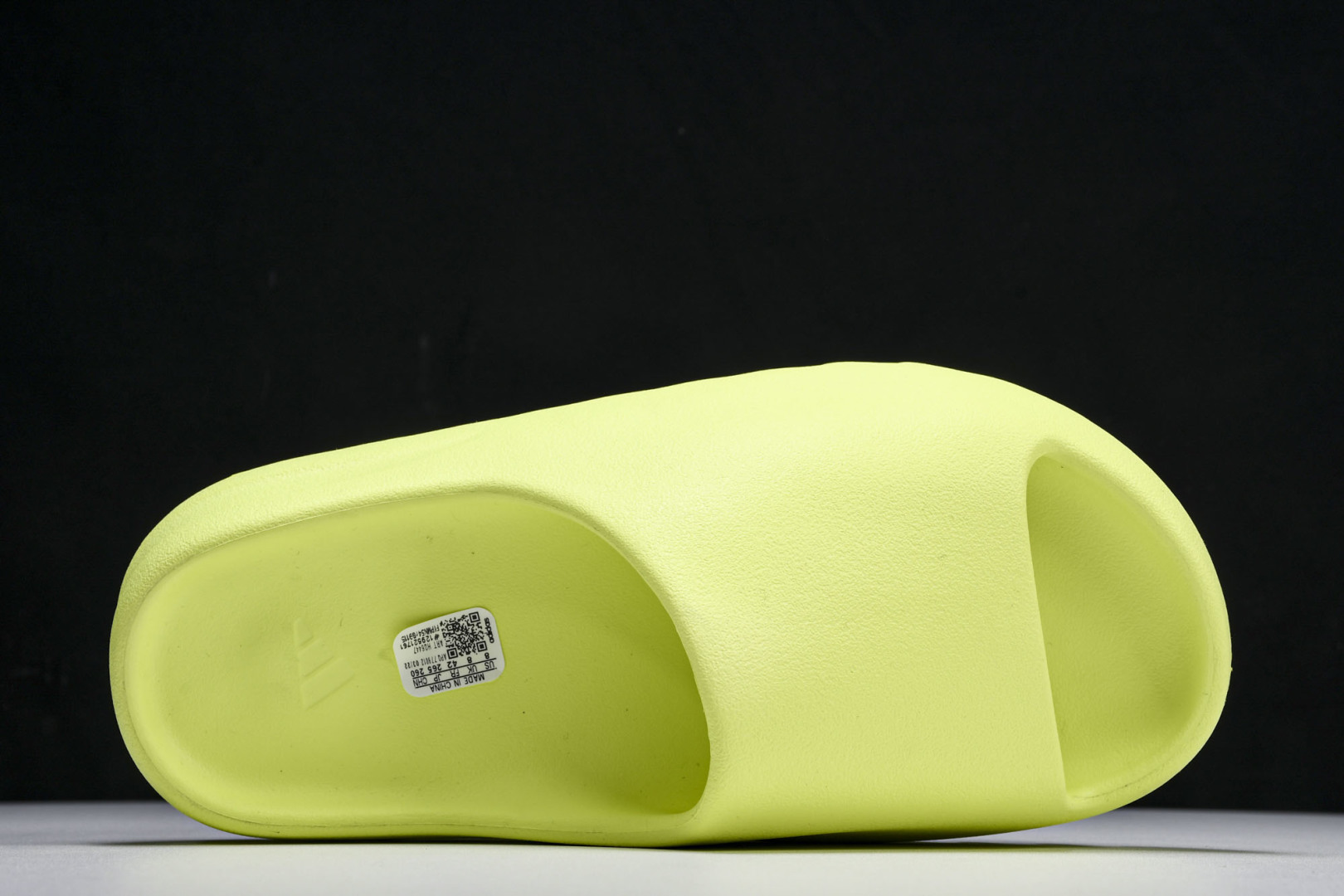  AD originals Yeezy Slide HQ6447 尺寸 US4=36-37 US5=38