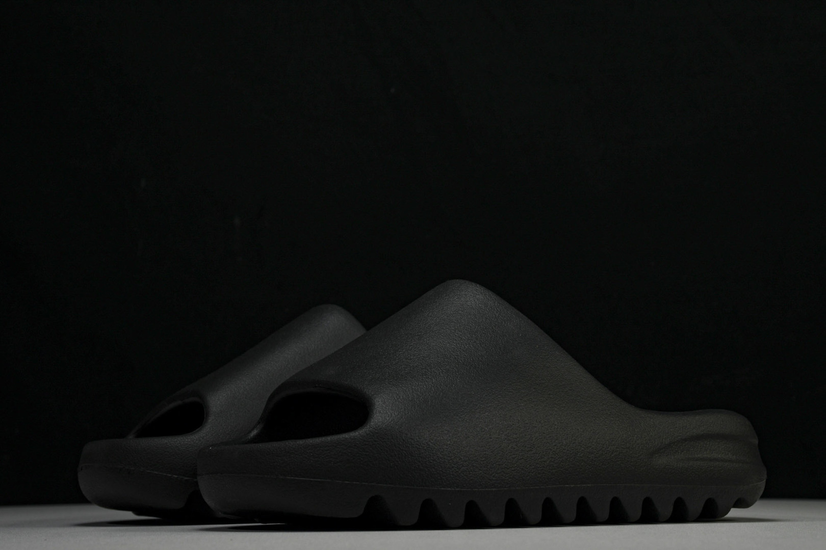  AD originals Yeezy Slide HQ6448 尺寸 US4=36-37 US5=38