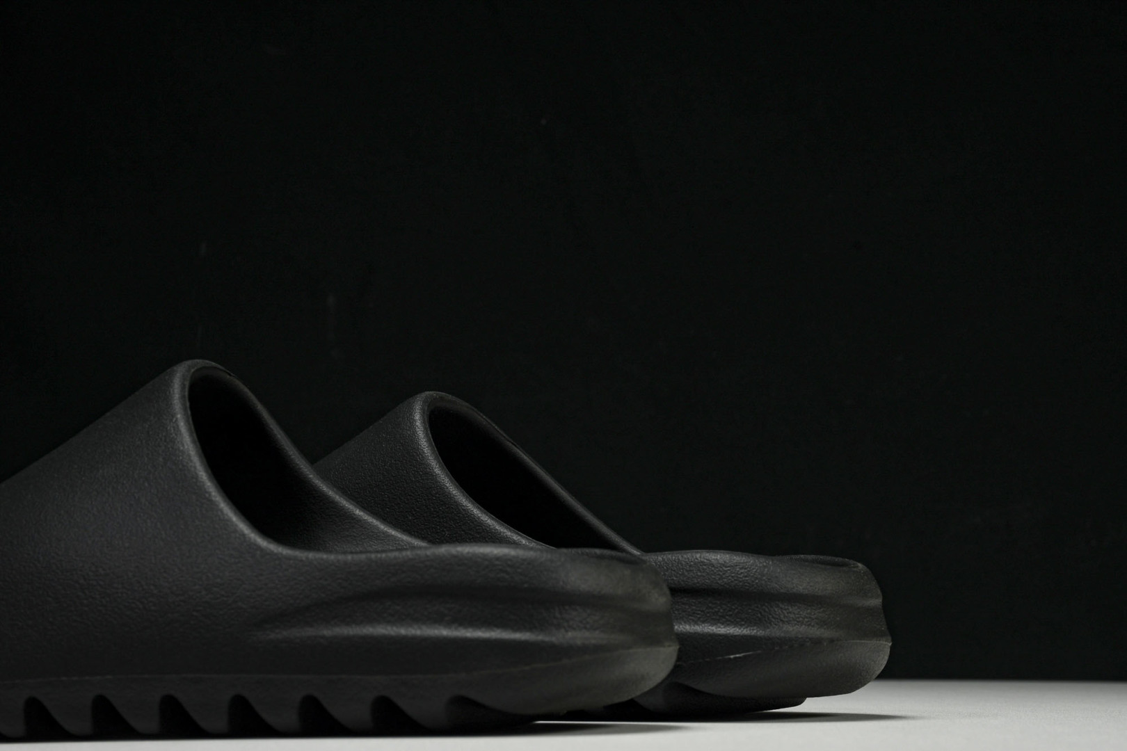  AD originals Yeezy Slide HQ6448 尺寸 US4=36-37 US5=38