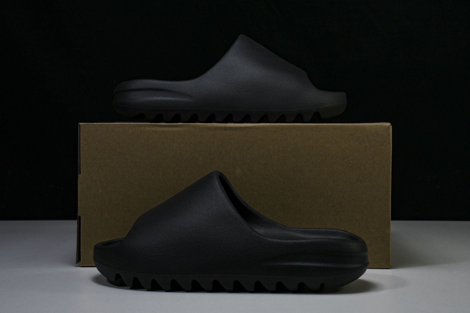  AD originals Yeezy Slide HQ6448 尺寸 US4=36-37 US5=38