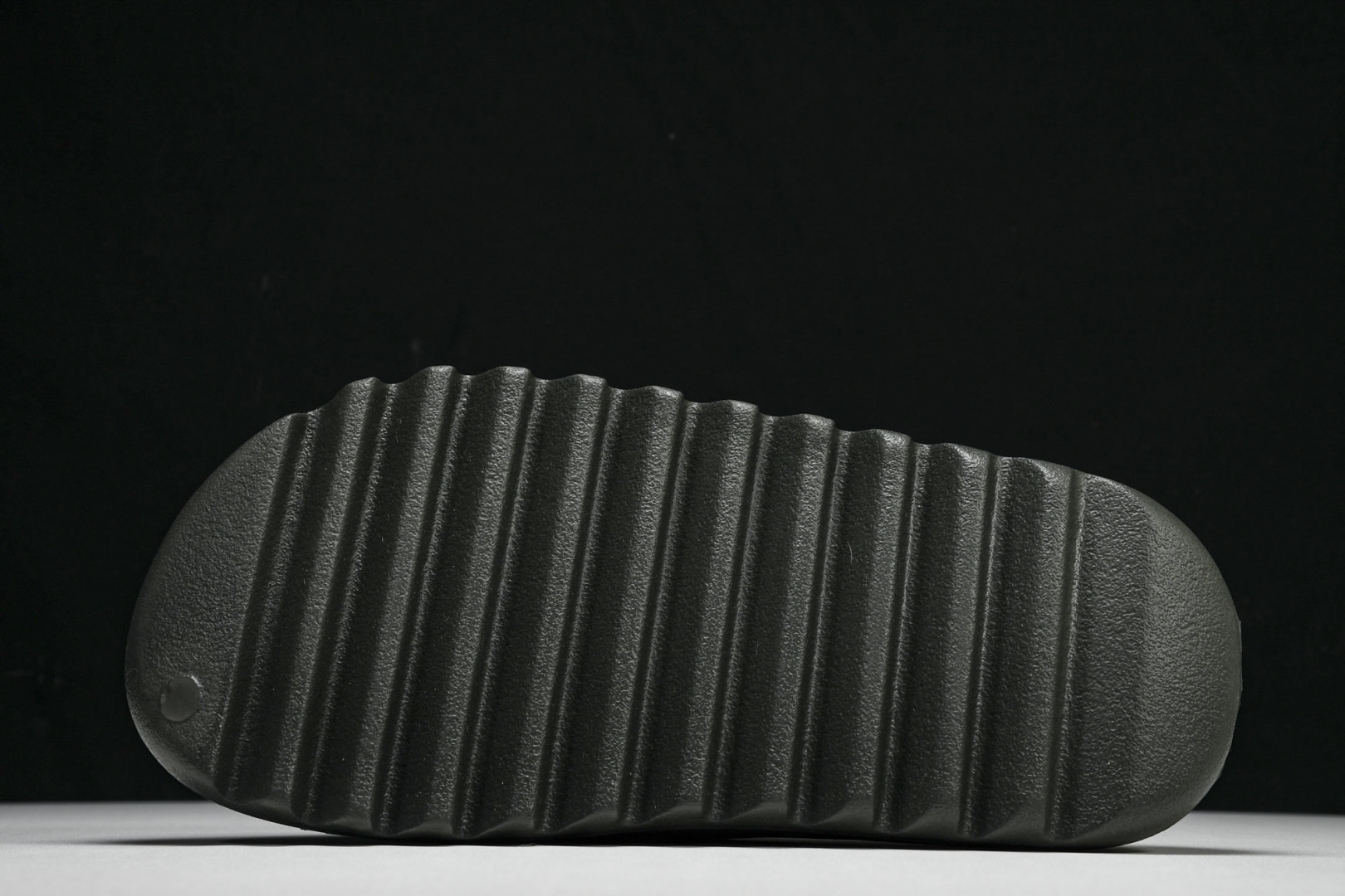  AD originals Yeezy Slide ID2350 尺寸 US4=36-37 US5=38