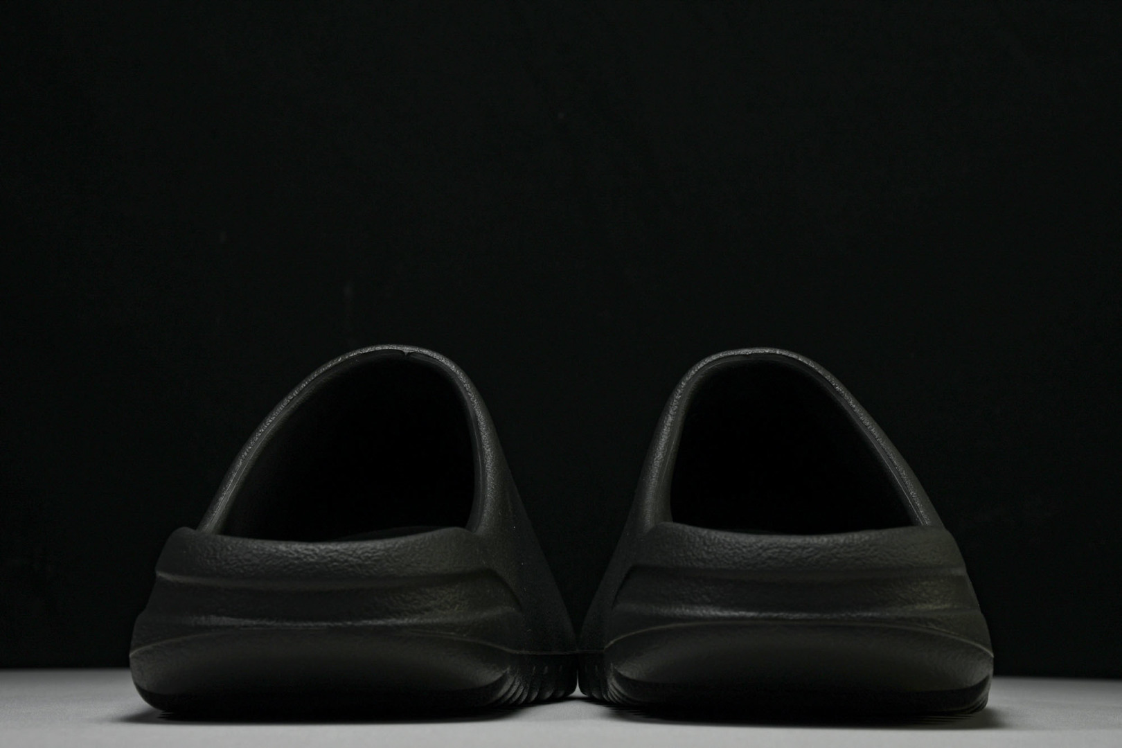  AD originals Yeezy Slide ID2350 尺寸 US4=36-37 US5=38