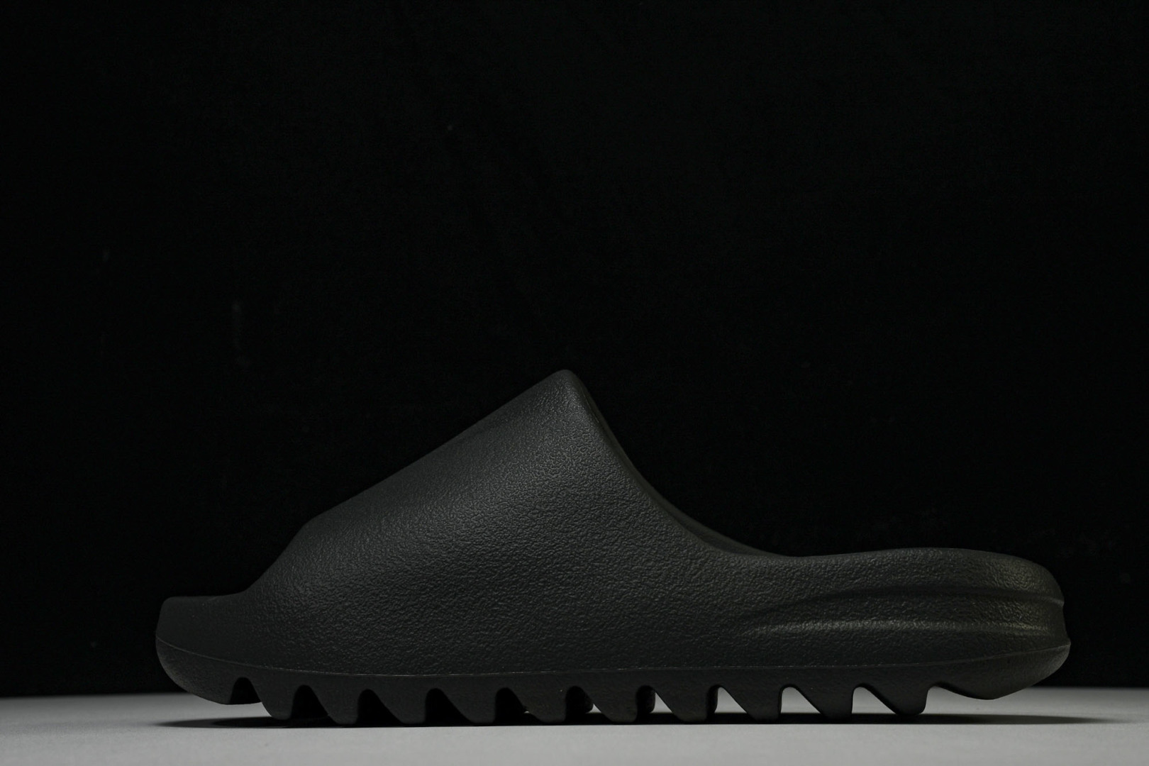  AD originals Yeezy Slide ID4132 尺寸 US4=36-37 US5=38