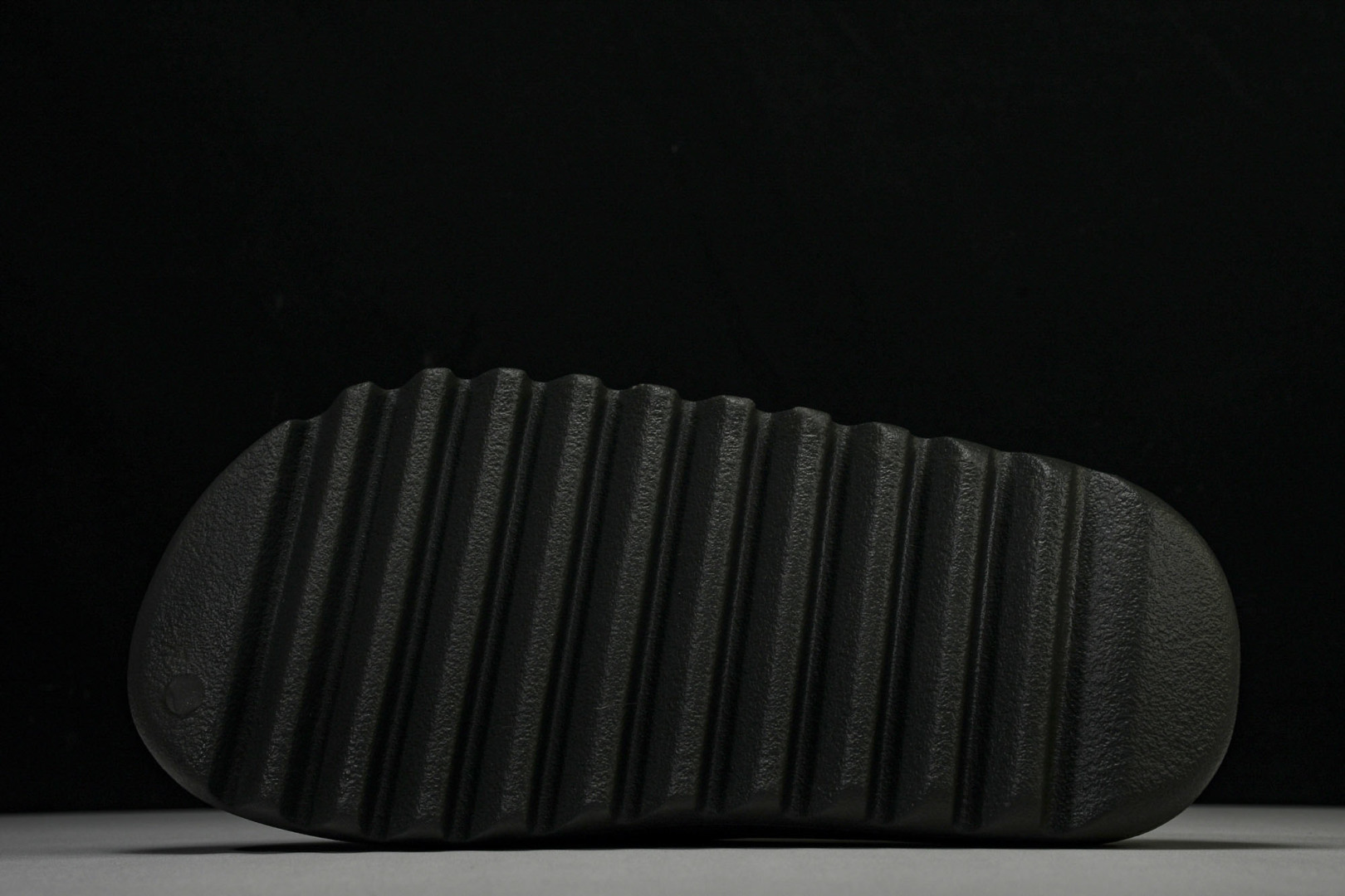  AD originals Yeezy Slide ID4132 尺寸 US4=36-37 US5=38