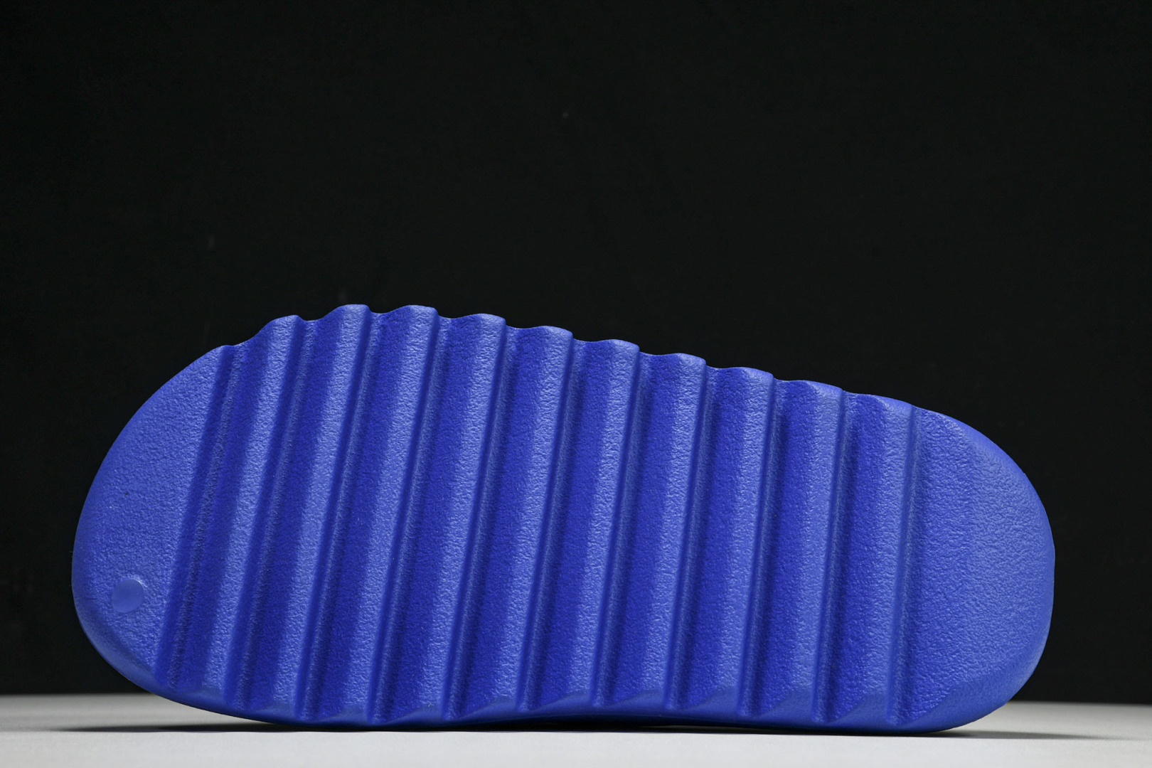  AD originals Yeezy Slide ID4133 尺寸 US4=36-37 US5=38