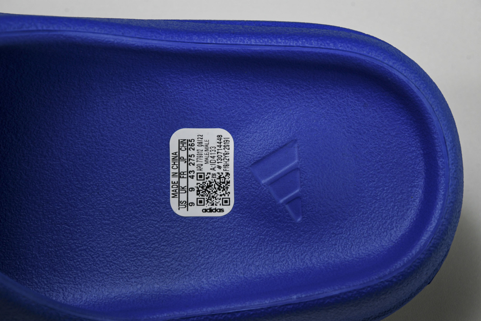  AD originals Yeezy Slide ID4133 尺寸 US4=36-37 US5=38