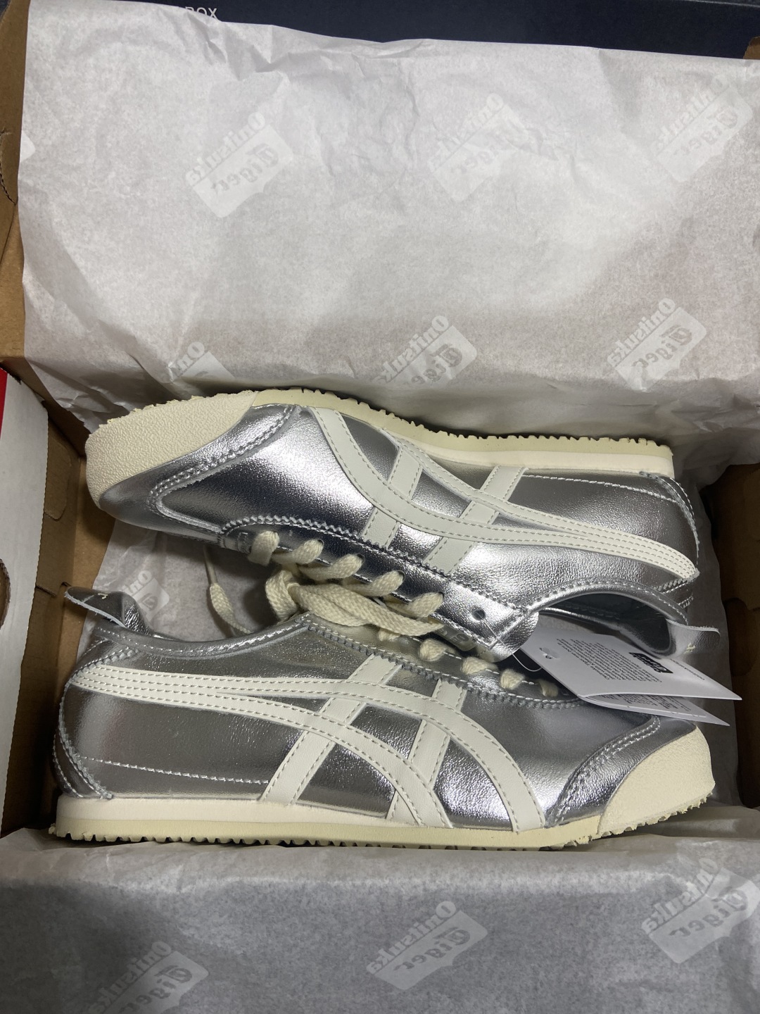 OT头层 本地
版型 用料 细节 清洁度  公司级别 可对比同价位 
Onitsuka Tiger鬼塚虎