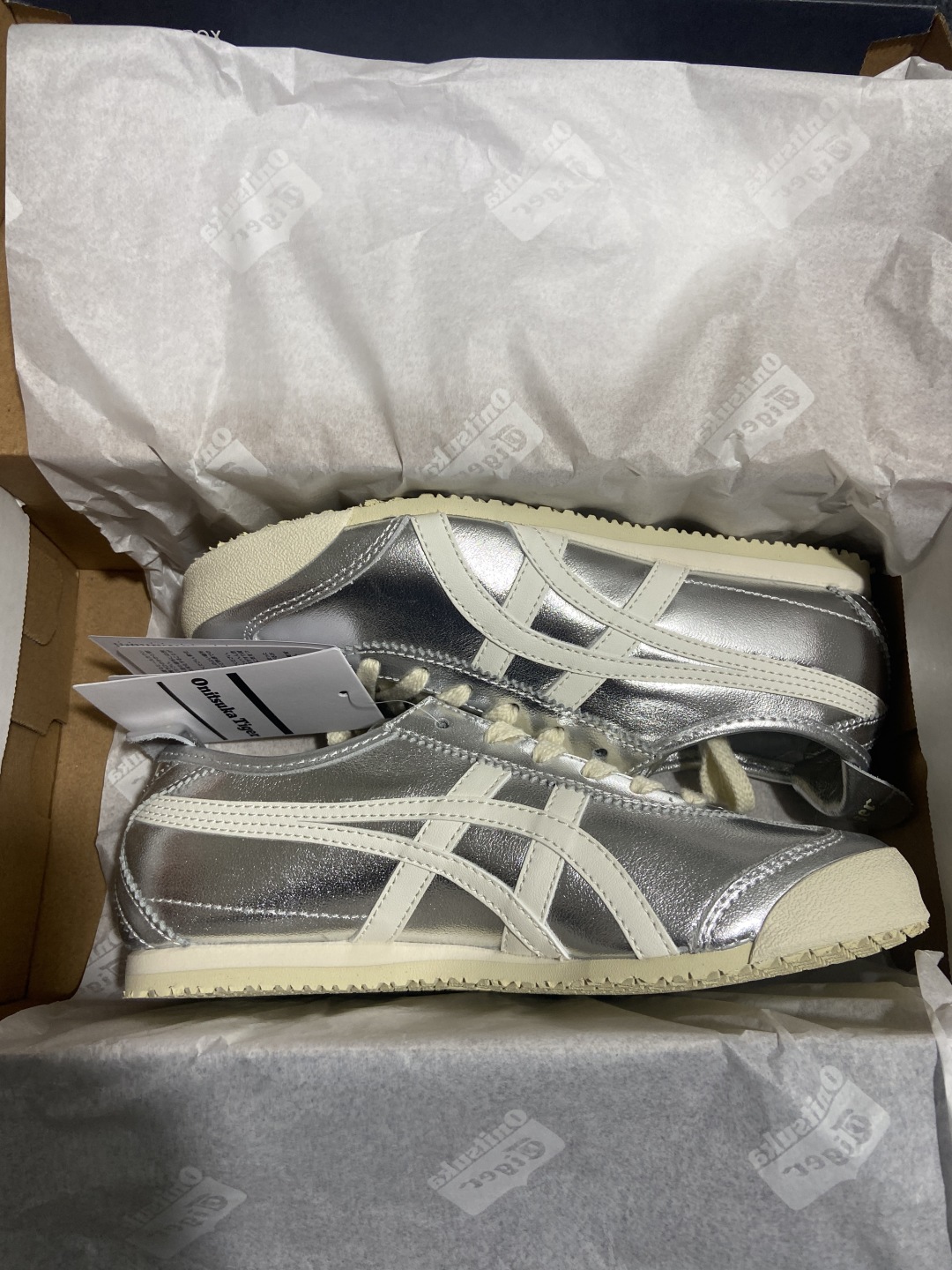 OT头层 本地
版型 用料 细节 清洁度  公司级别 可对比同价位 
Onitsuka Tiger鬼塚虎