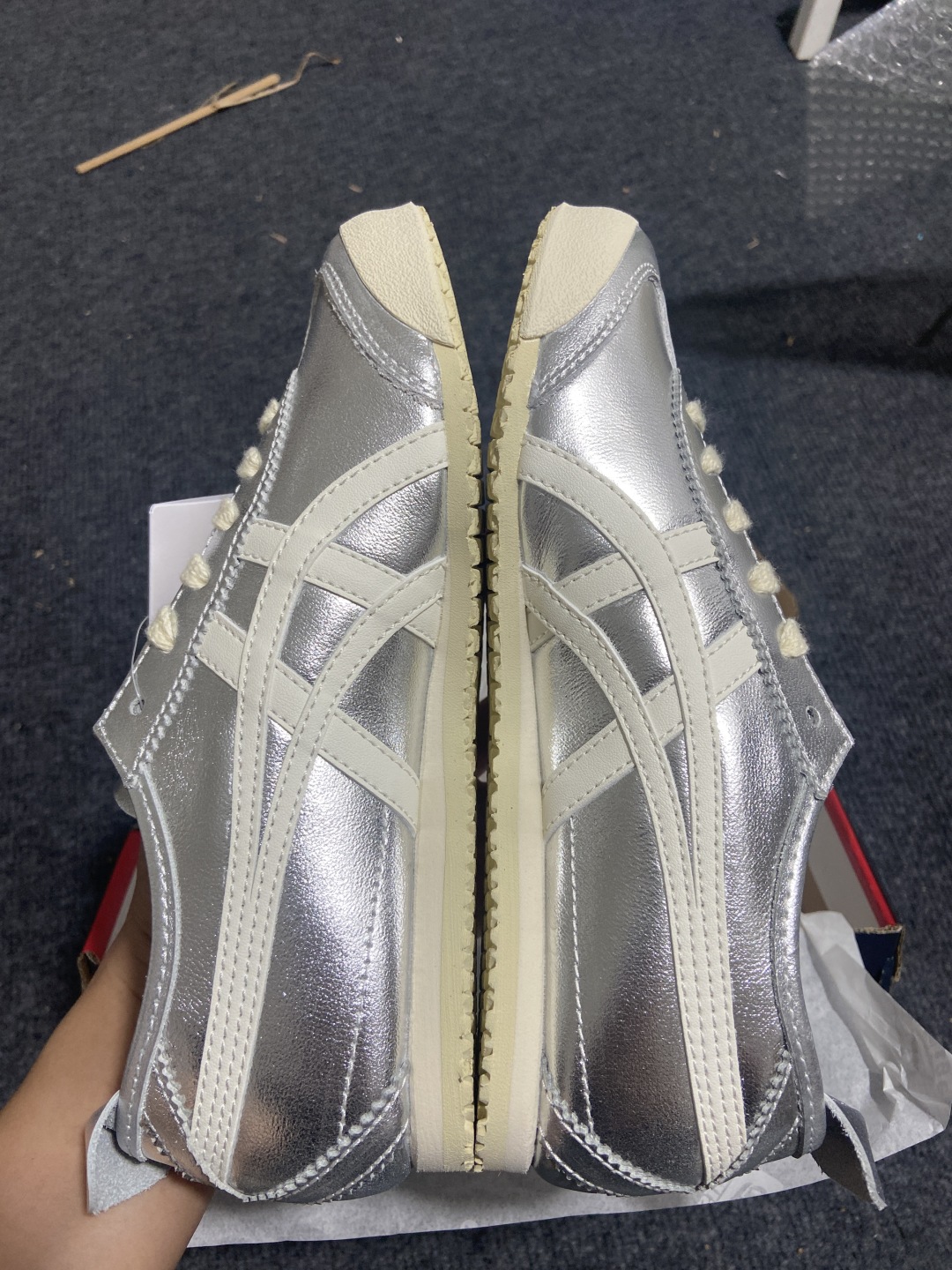OT头层 本地
版型 用料 细节 清洁度  公司级别 可对比同价位 
Onitsuka Tiger鬼塚虎