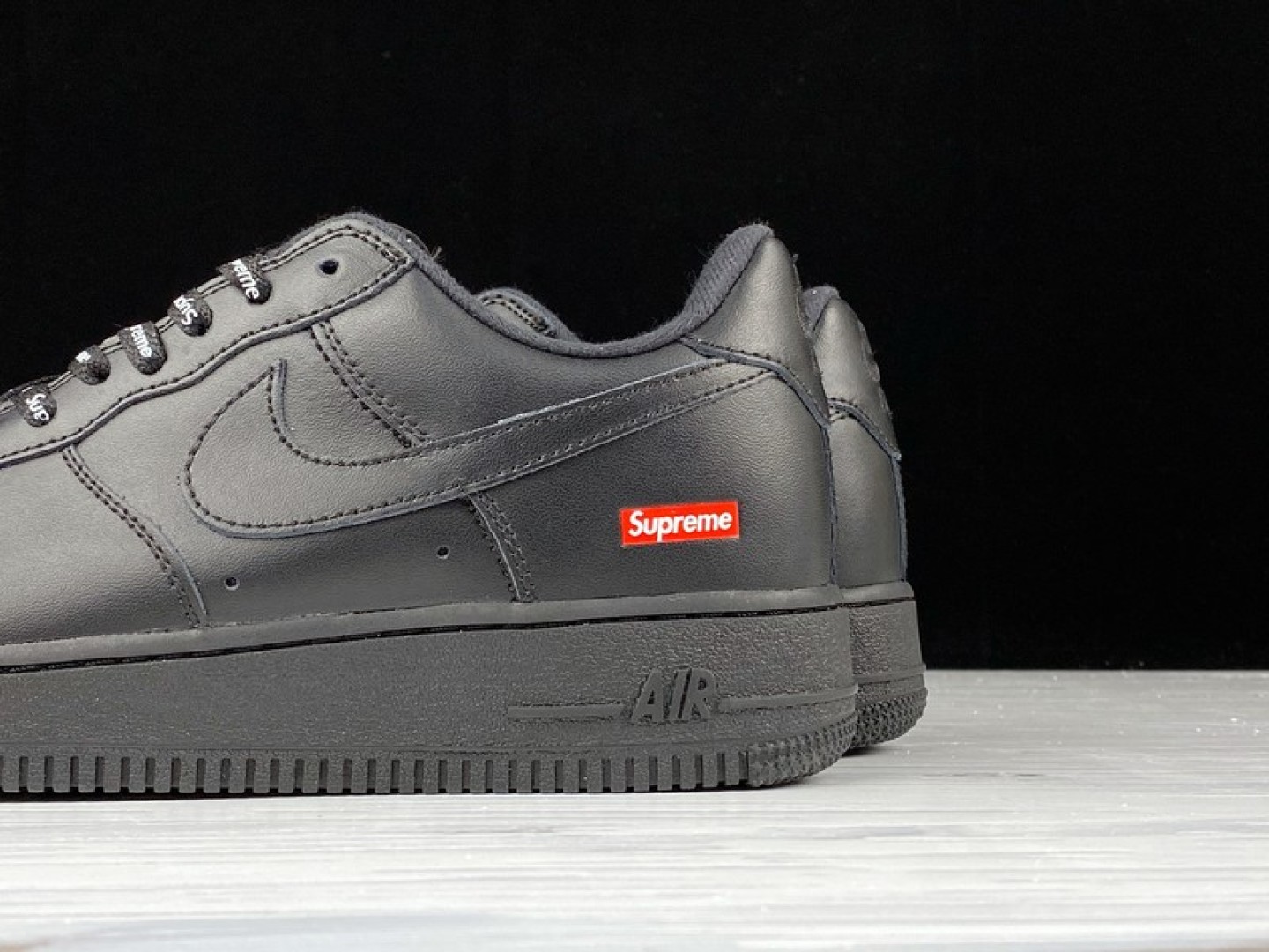 AF1黑色 尺码36-47.5

纯原版出品-SuPreme x NK Air Force 1 Low 