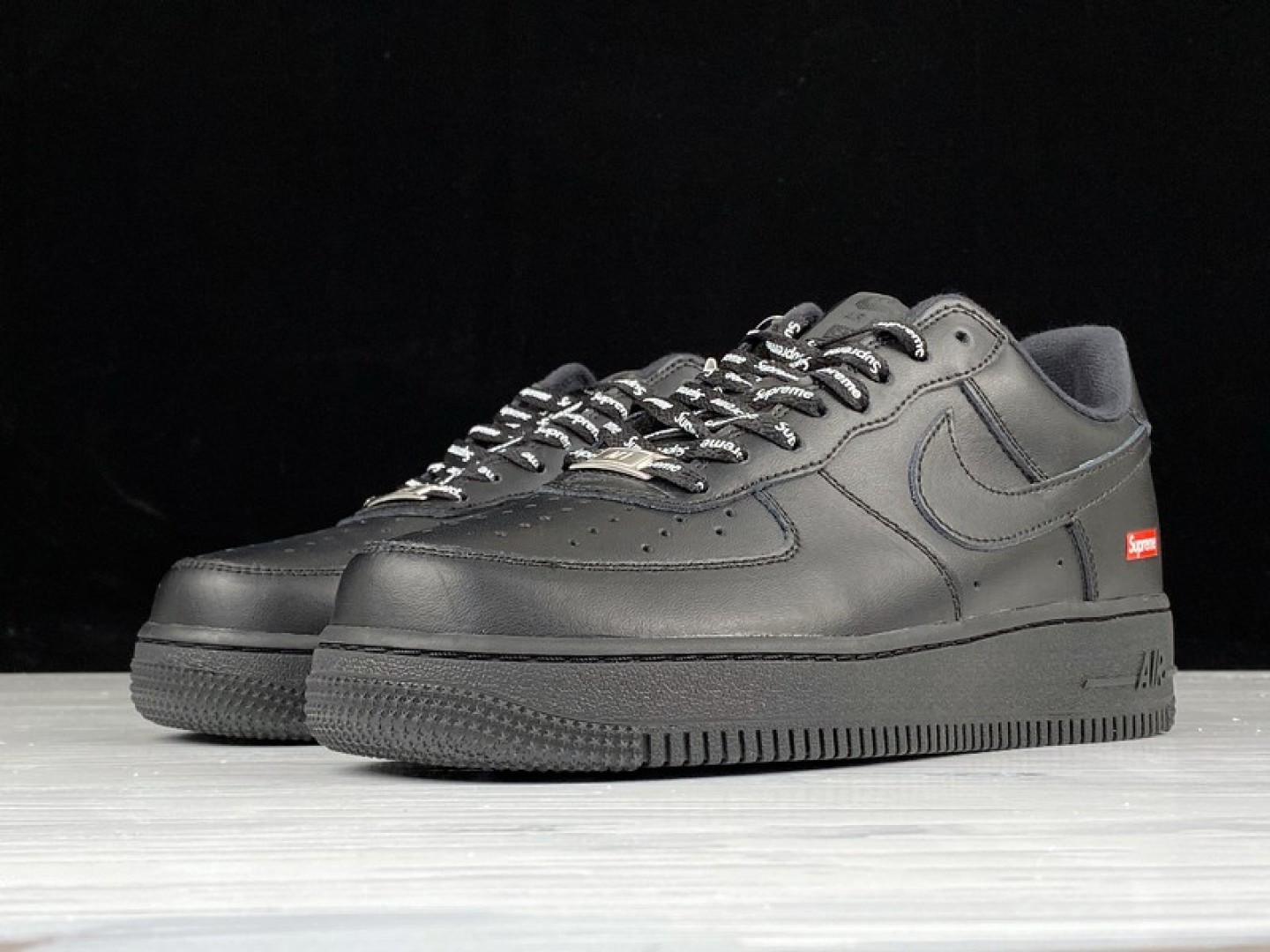 AF1黑色 尺码36-47.5

纯原版出品-SuPreme x NK Air Force 1 Low 