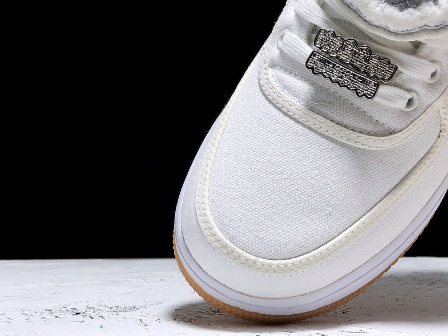 AF1米白银钩 尺码：40-47.5 (无40.5)

纯原版出品-外贸-Air Force 1 Low