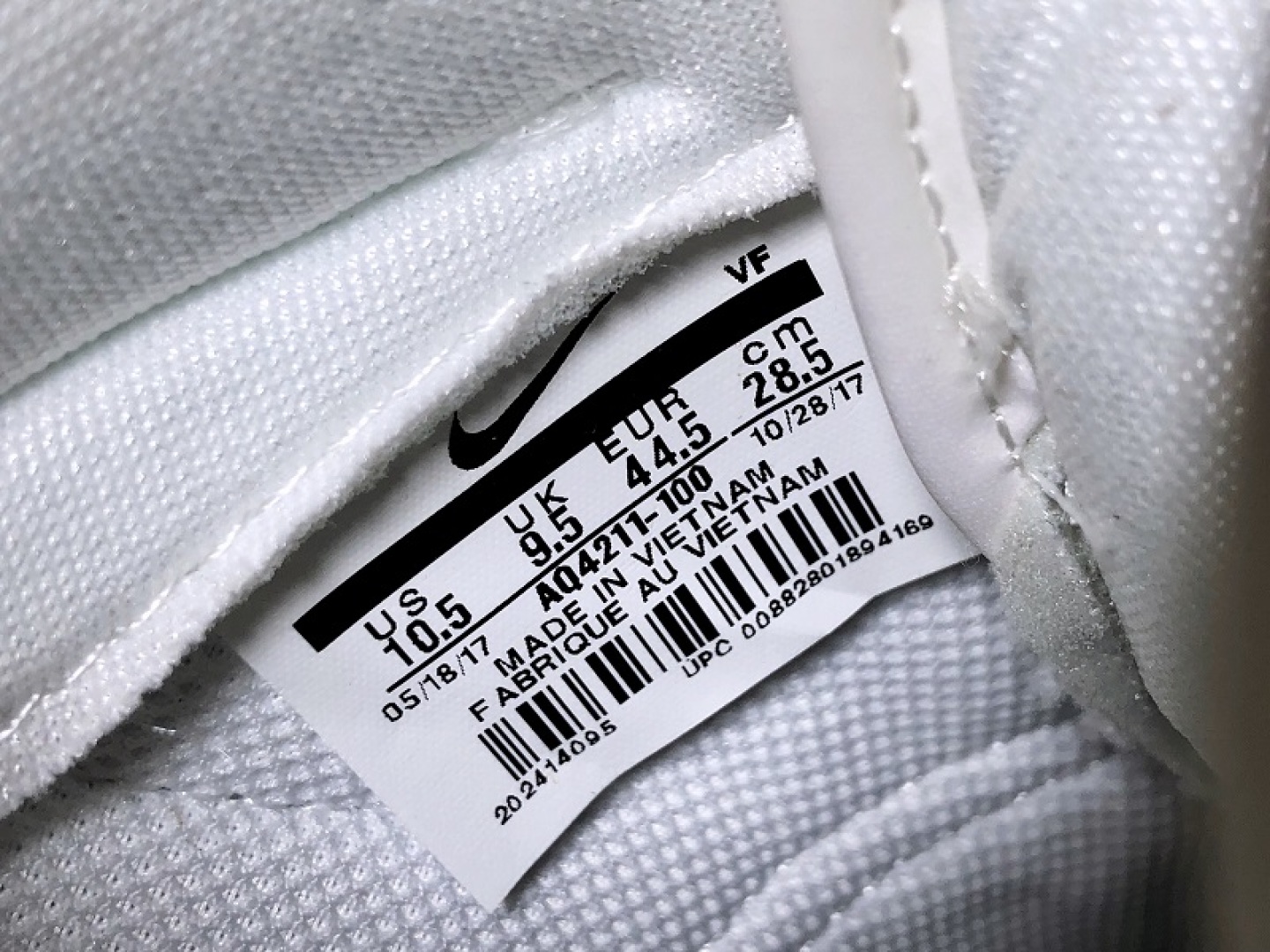 AF1米白银钩 尺码：40-47.5 (无40.5)

纯原版出品-外贸-Air Force 1 Low