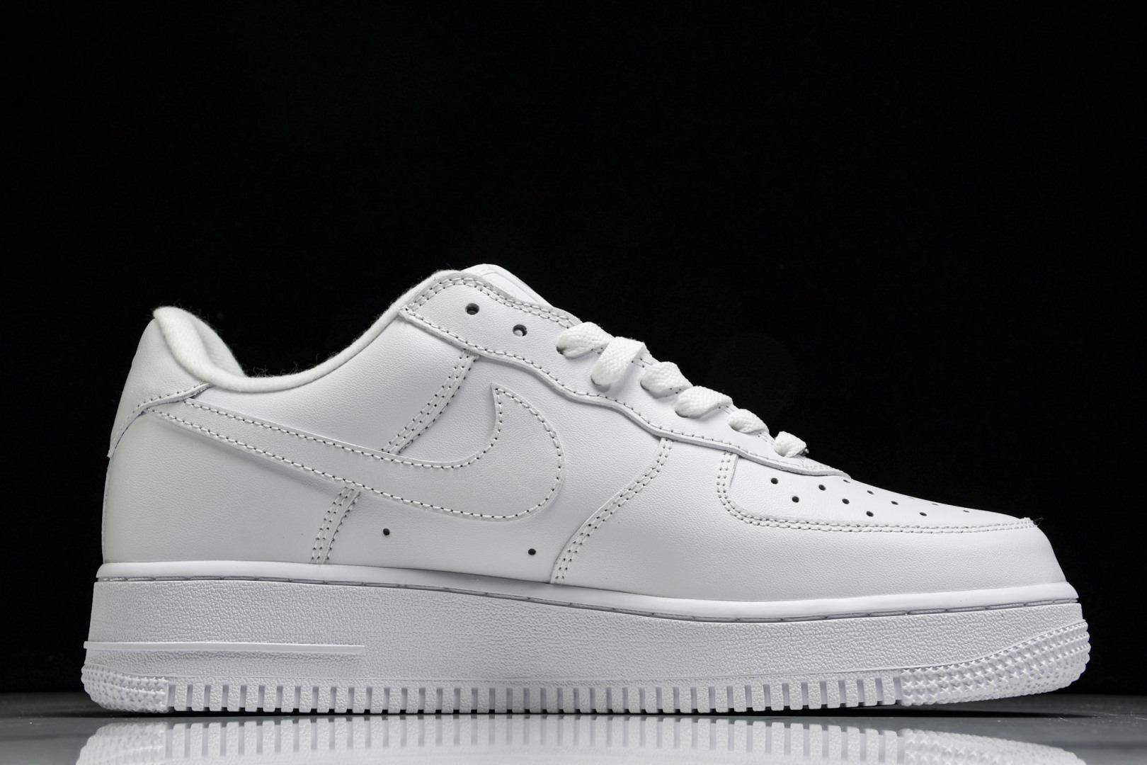 SuPreme白红 尺码36-47.5

纯原出品- SuPreme X NK AIR Force 1 