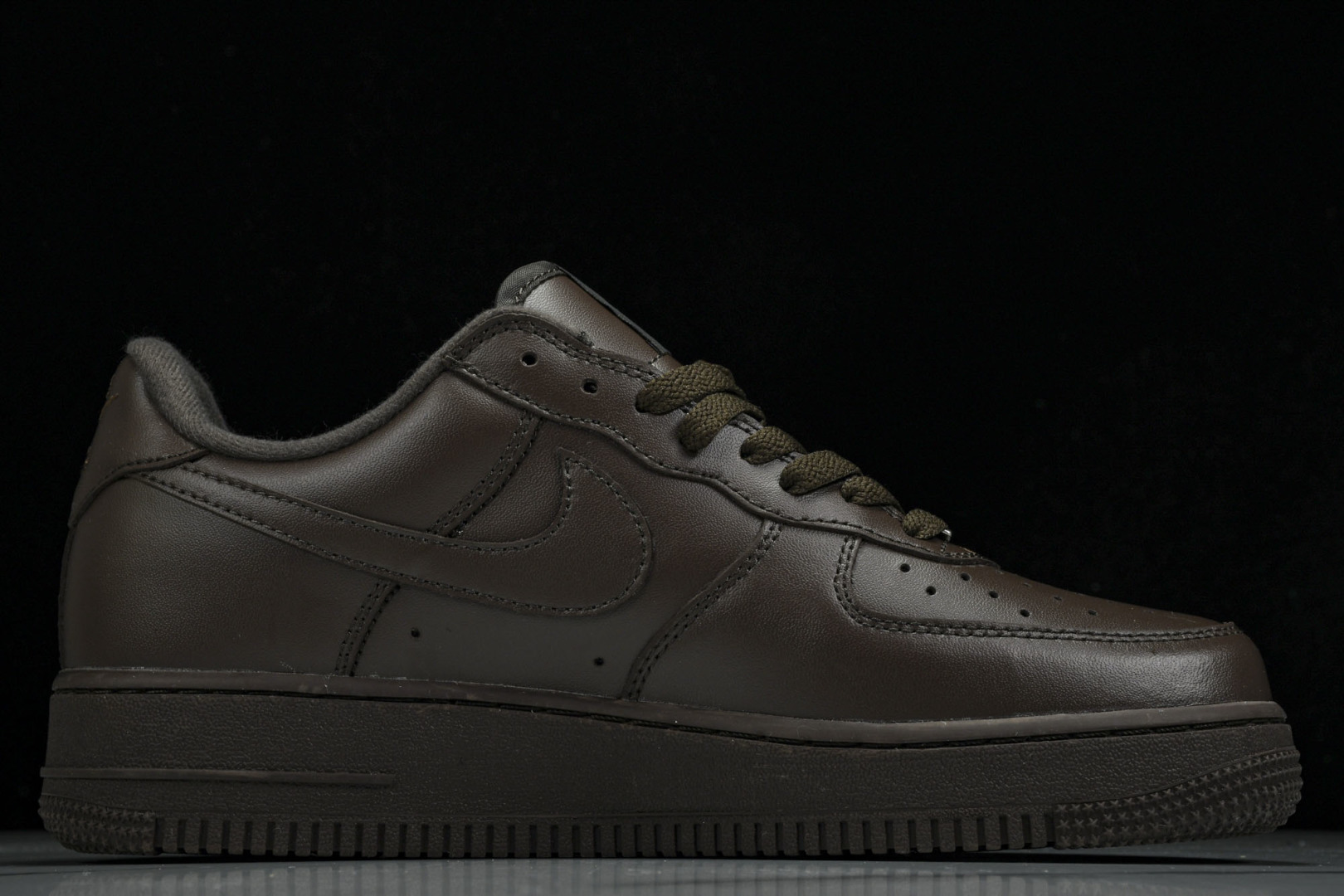 SuPreme酒红棕 尺码36-47.5

纯原出品-SuPreme x Nike Air Force 