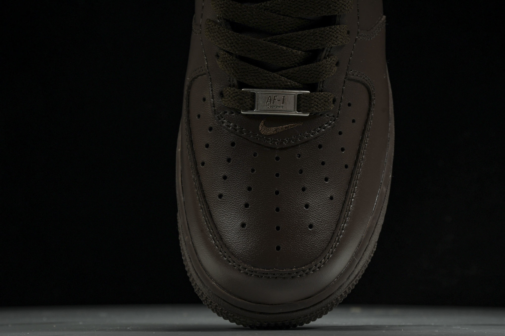 SuPreme酒红棕 尺码36-47.5

纯原出品-SuPreme x Nike Air Force 