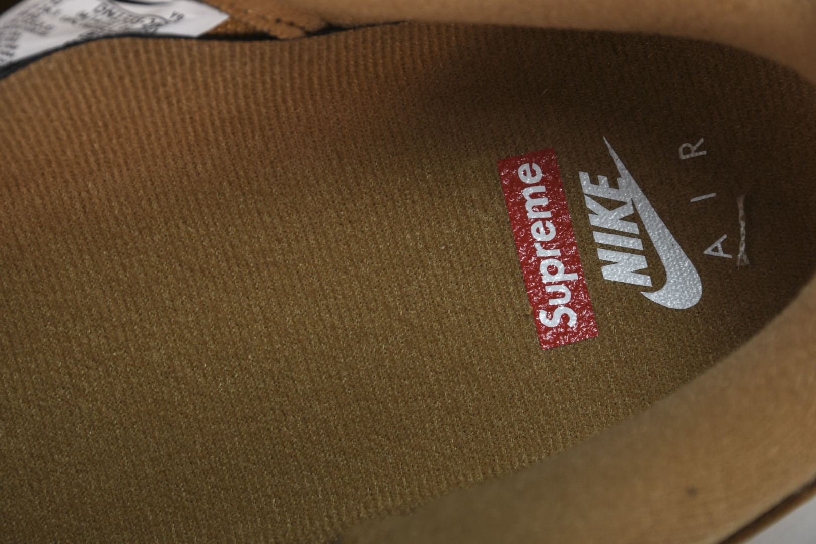 小麦黄 尺码36-47.5

纯原出品-SuPreme x Nk Air Force 1 Low “Fl