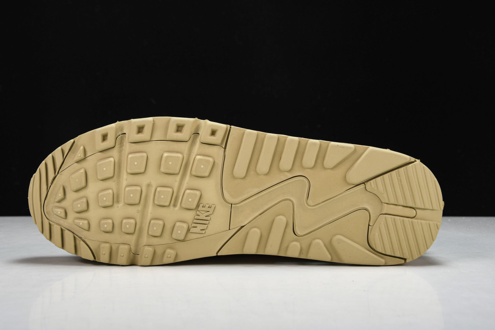 MAX90 尺码36-47.5

纯原出品-OW x NK Air Max 90 OW联名 沙漠黄 AA
