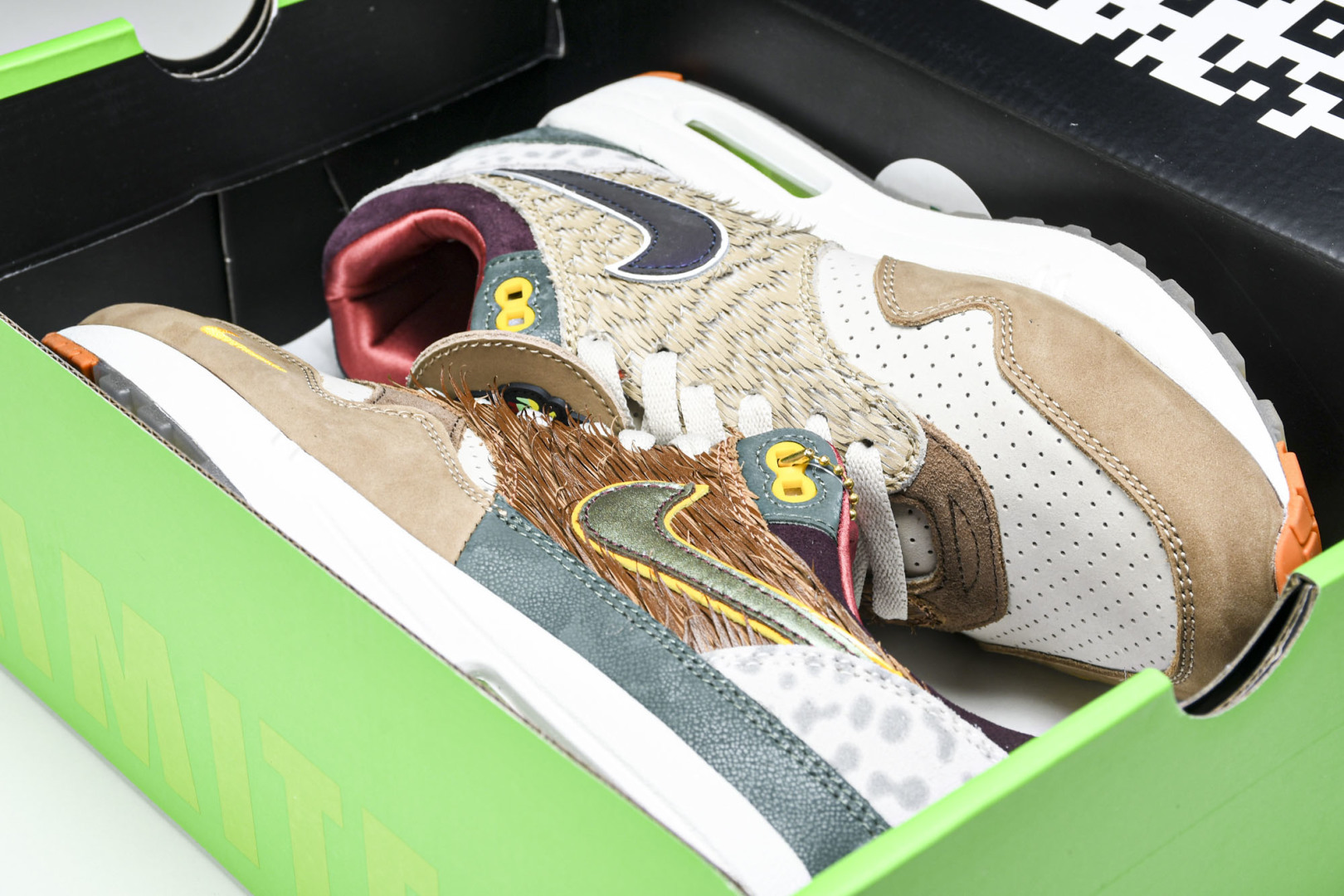 MAX 尺码36-47.5

纯原版出品-Air MAX 1 '87 LUXE UO P 棕褐色 HQ2