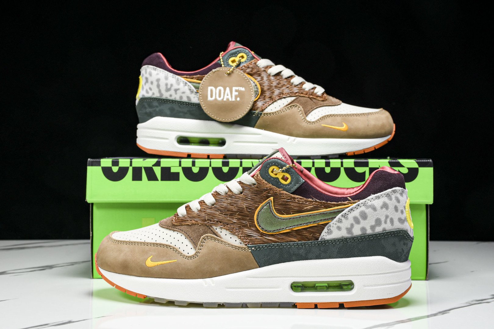 MAX 尺码36-47.5

纯原版出品-Air MAX 1 '87 LUXE UO P 棕褐色 HQ2